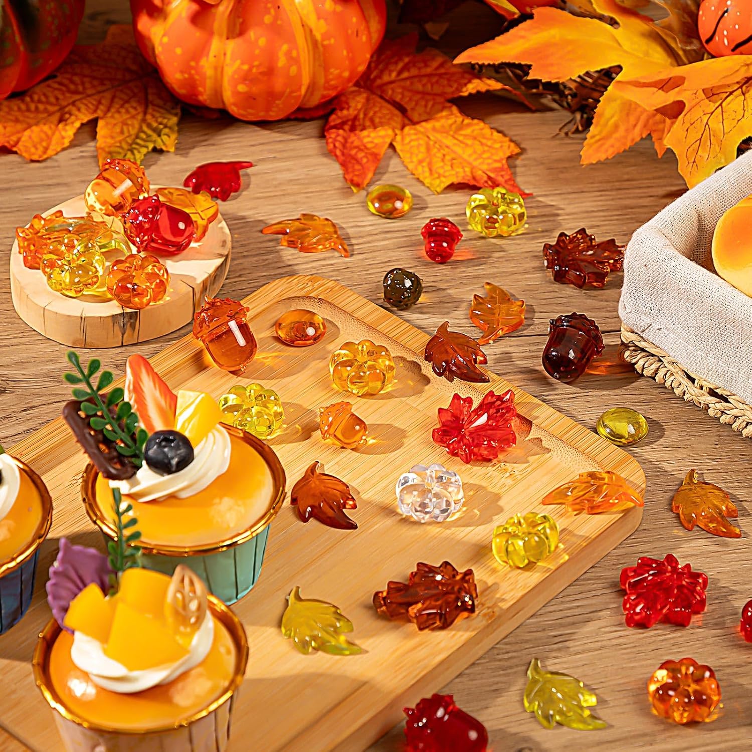 Acrylic Fall Vase Filler, Thanksgiving Mini Acrylic Pumpkins Leaves Acorns Gems for Decor Home, Table Centerpieces