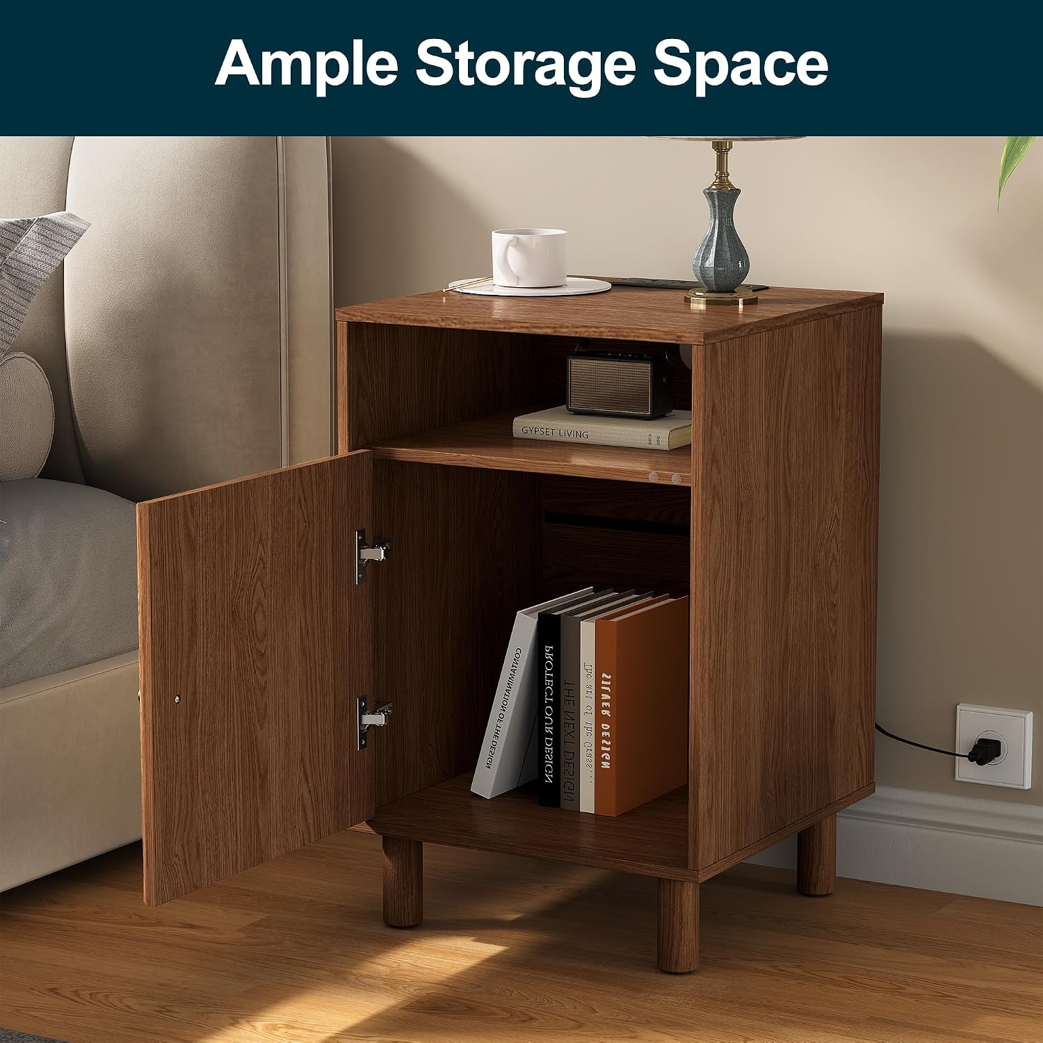 RoyalCraft Walnut Nightstand Set of 2, Night Stand with Charging Station | Mid-Century Modern End Table for Living Room, Side Table with Solid Wood Legs, Bedside Table for Bedroom, Entryway