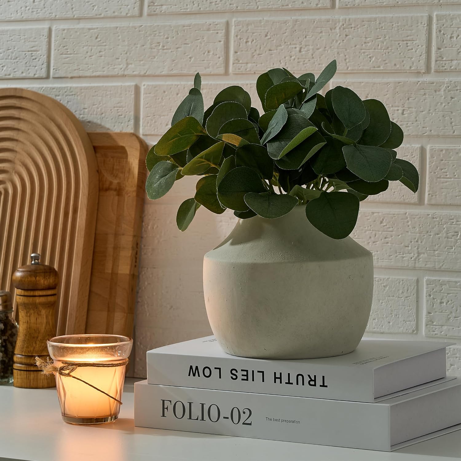 SIDUCAL Ceramic Decorative Flower Vase, 5.39 inch Pottery Farmhouse Rustic Vase, Small Terracotta Vases for Home Decor, Table, Living Room, Bathroom, Shelf, Mantel Decoration, Kiln-Fired White