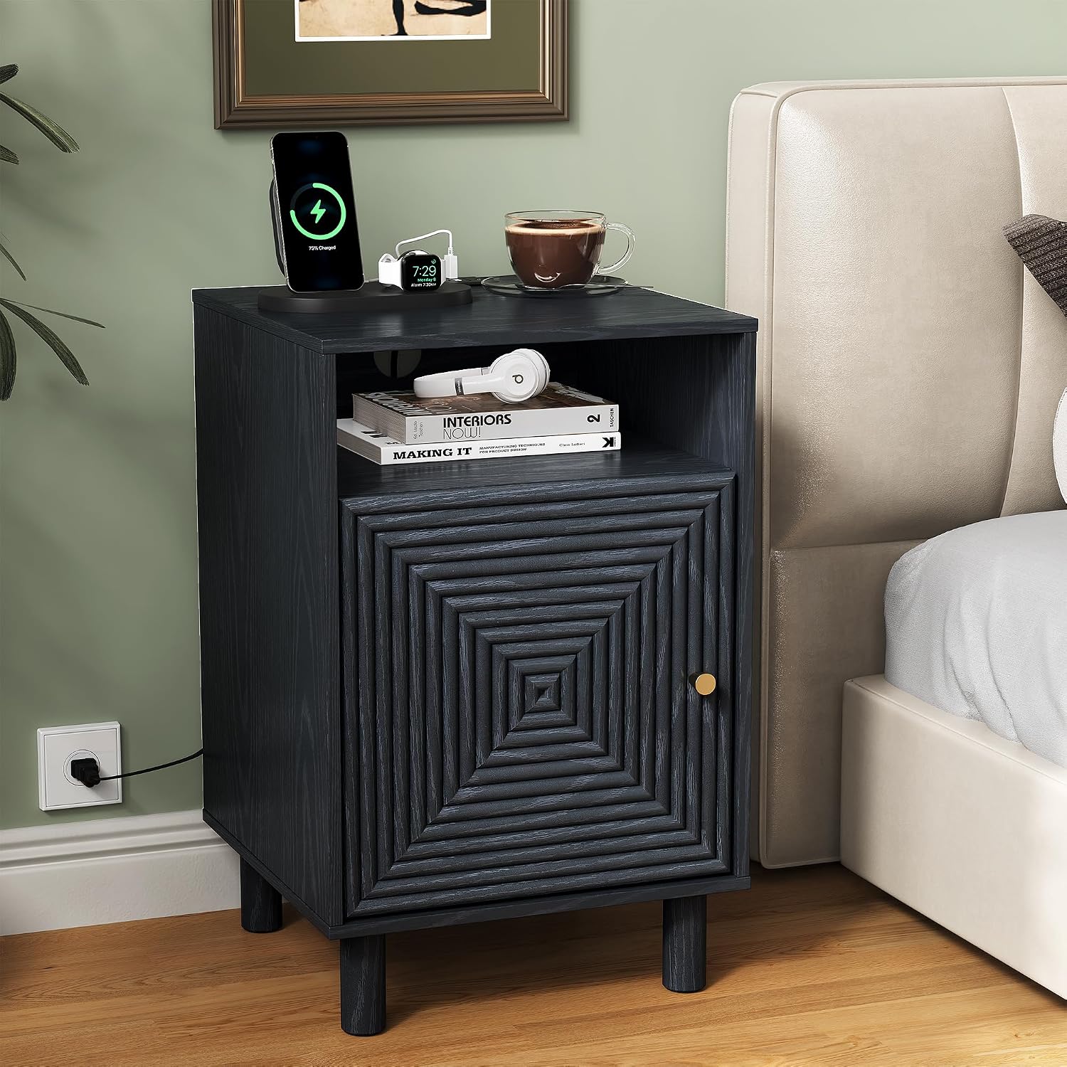 RoyalCraft Black Nightstand with Charging Station, End Table with Storage | Mid-Century Modern End Table for Living Room, Side Table with Solid Wood Legs, Bedside Table for Bedroom, Entryway