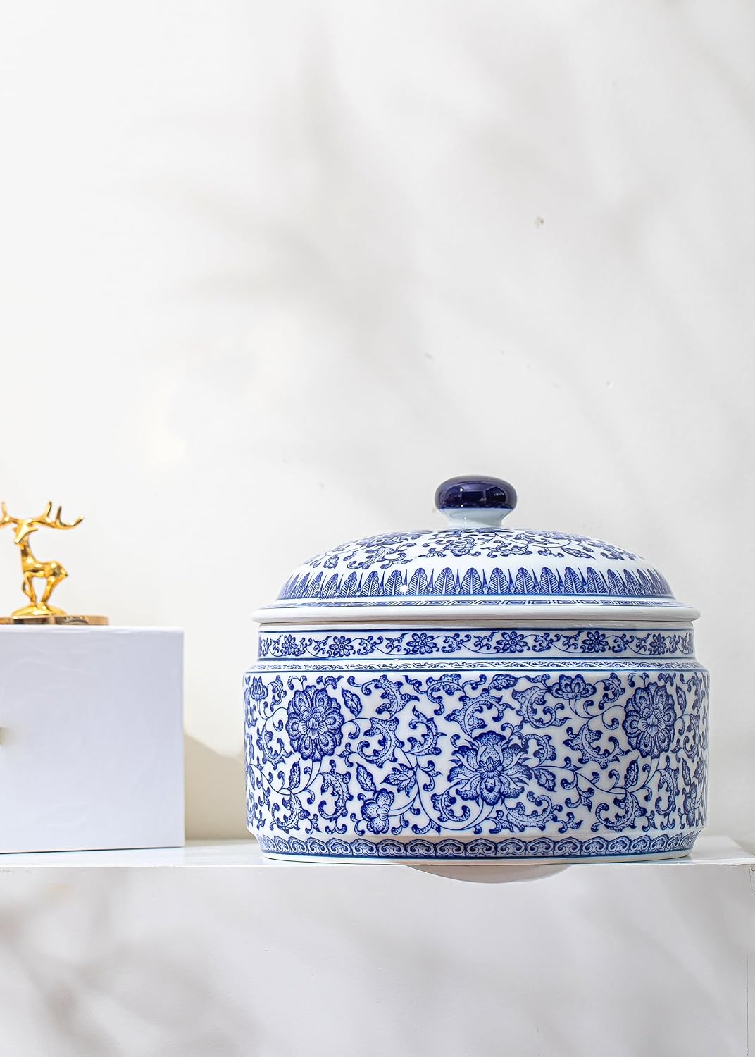 Blue and White Ginger Jar, Ceramic Chinoiserie Decorative Jars for Home, Office, Ginger Jar Vase Pocelain for Table, Living Room, Bookshelf, Mantle Fireplace, Centerpieces 6.5"