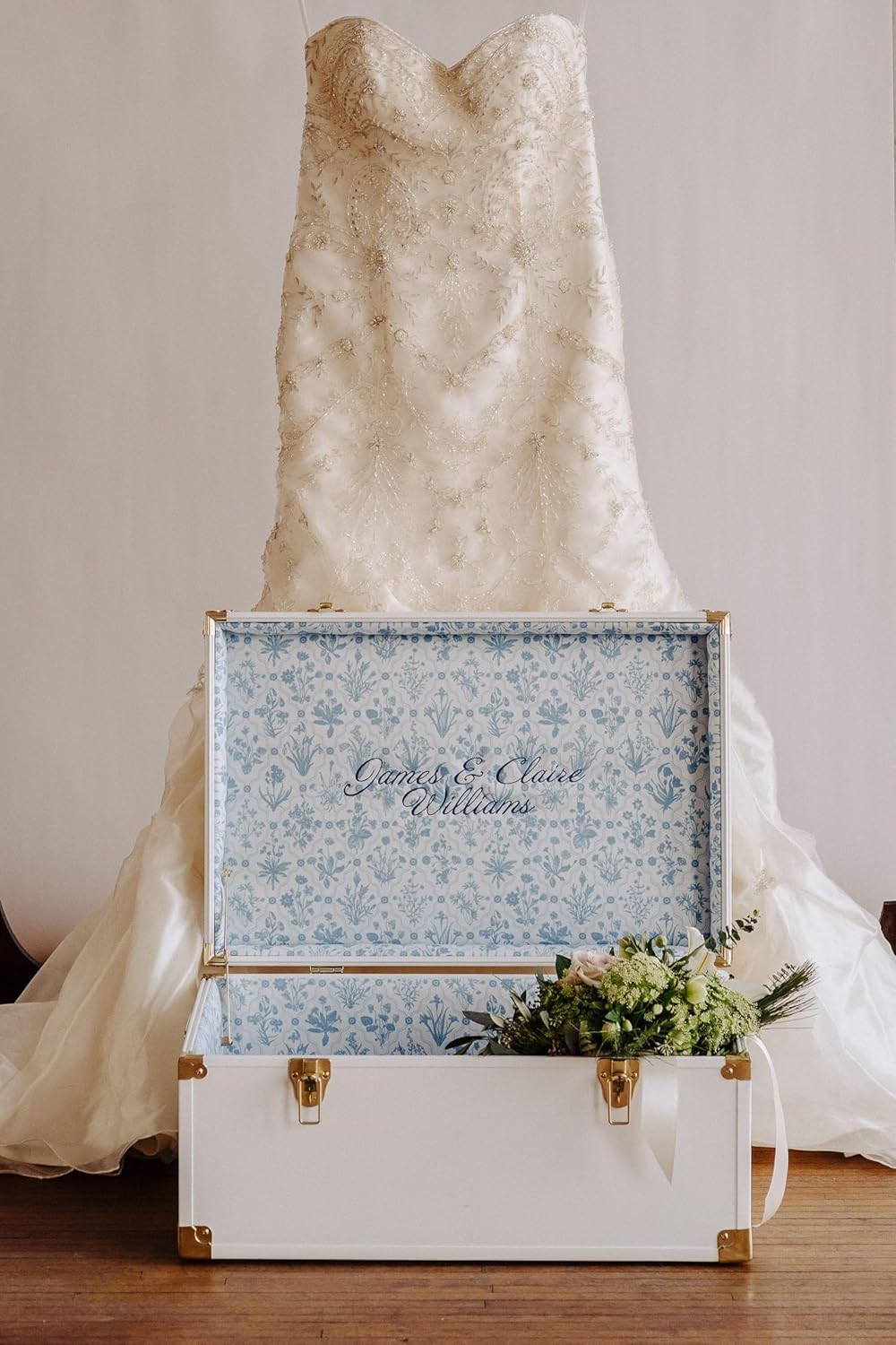 Momento Wedding Keepsake Trunk | Personalized Memory Box for Wedding Mementos | Handmade in USA | Metal and Plywood Construction | Standard Size 20" (White/Botanicals)