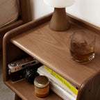 Solid Beech Wood End Tabld Nightstand Bedside Table Modern Night Stand Minimalist Bedside Storage Cabinet Wooden End Table for Bedroom (Walnut,1)