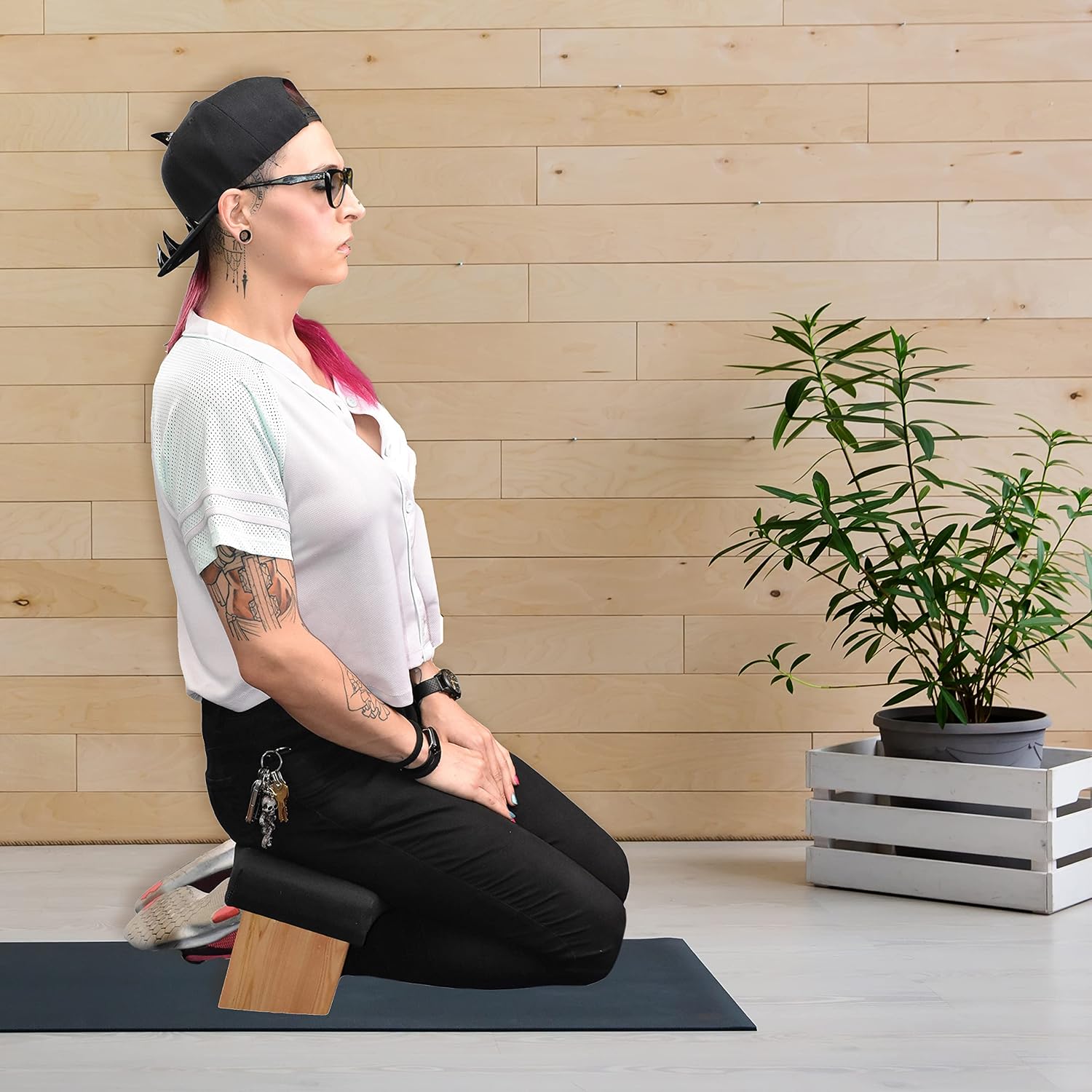 Mudra Crafts Black Foldable Meditation Chair - Yoga Zen Meditation Bench Kneeling Stool - Wooden Meditation Stool with Cushion - Prayer Kneeler Seiza Meditation Seat