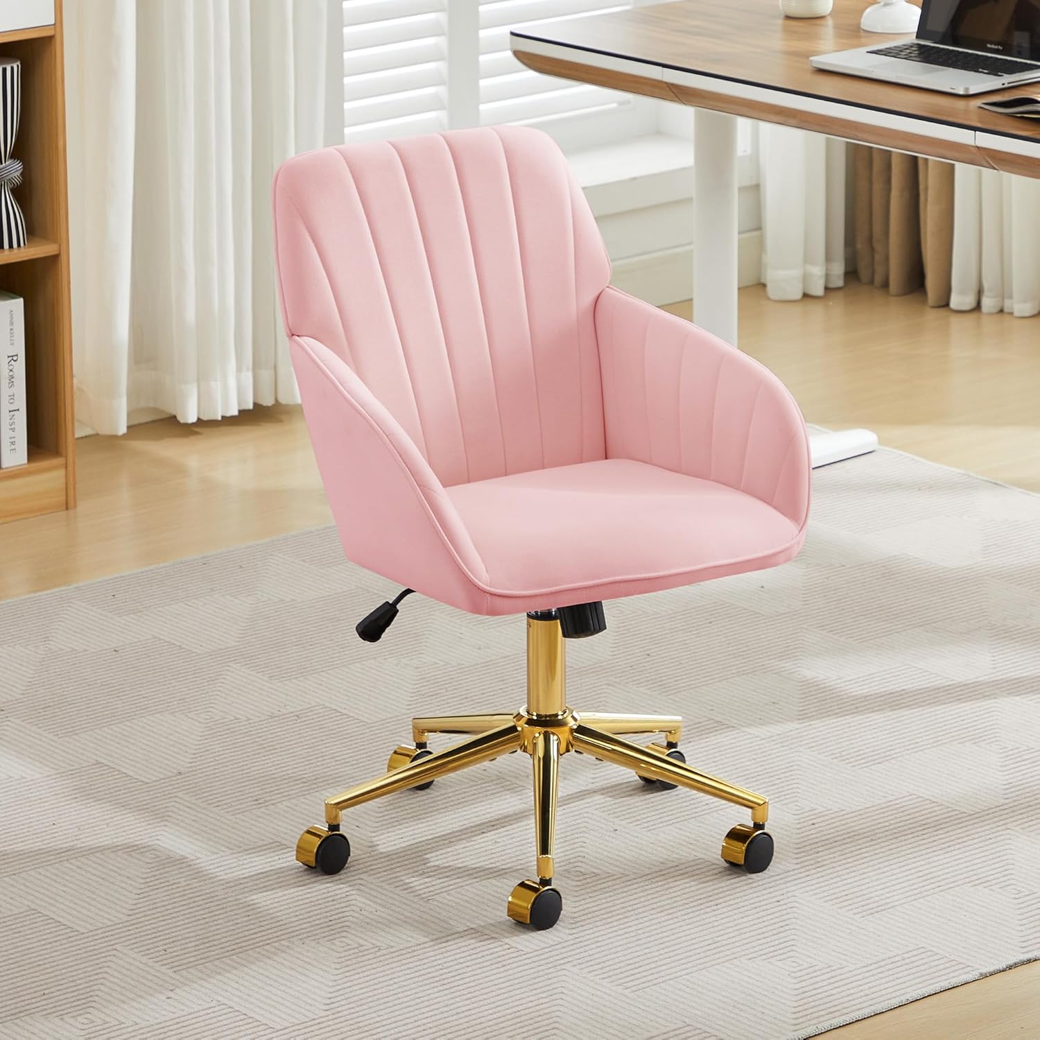 YISHENG Velvet Office Desk Chair with Gold Base, with Wheels,Modern Height Adjustable 360 Degree Swivel Upholstered Vanity Chairs with Arms for Living Room Bedroom,Pink