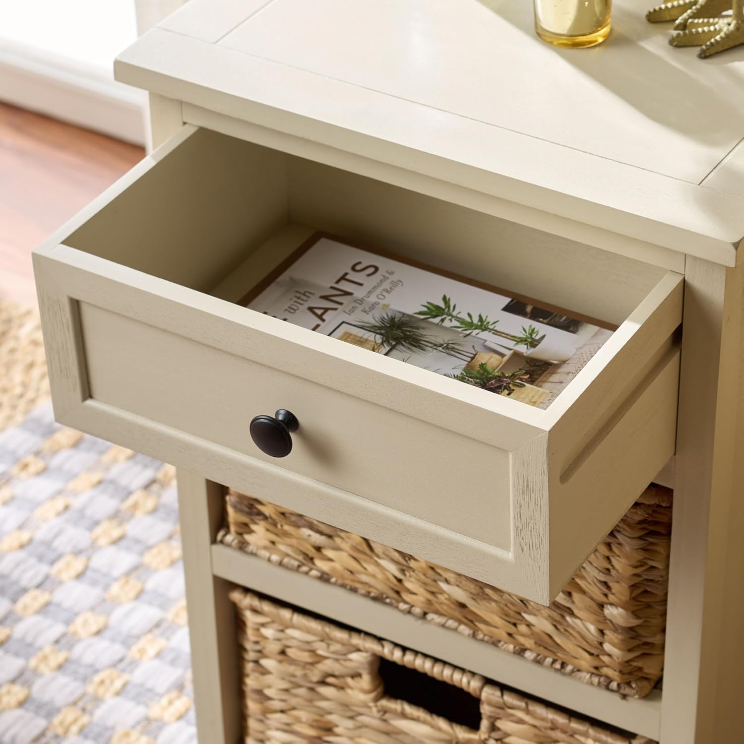 SAFAVIEH Furniture - Carrie 3-Shelf Side Table - Sand - Solid Wood - Farmhouse Tiered Design - Ideal for Living Room, Entryway, Home Office, 16" W x 13" D x 26" H - Fully Assembled (AMH5700J)