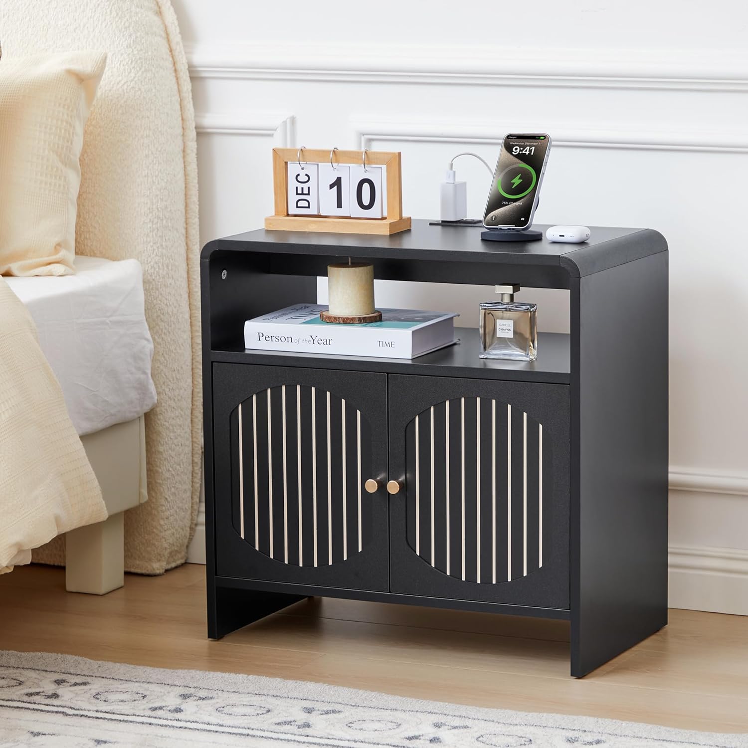 24" Farmhouse Side Table with Charging Station, Mid Century Modern End Table with Storage & Arched Doors, Wooden Nightstand with USB/Type-C Ports, Curved Side Table for Living Room Bedroom(Black)