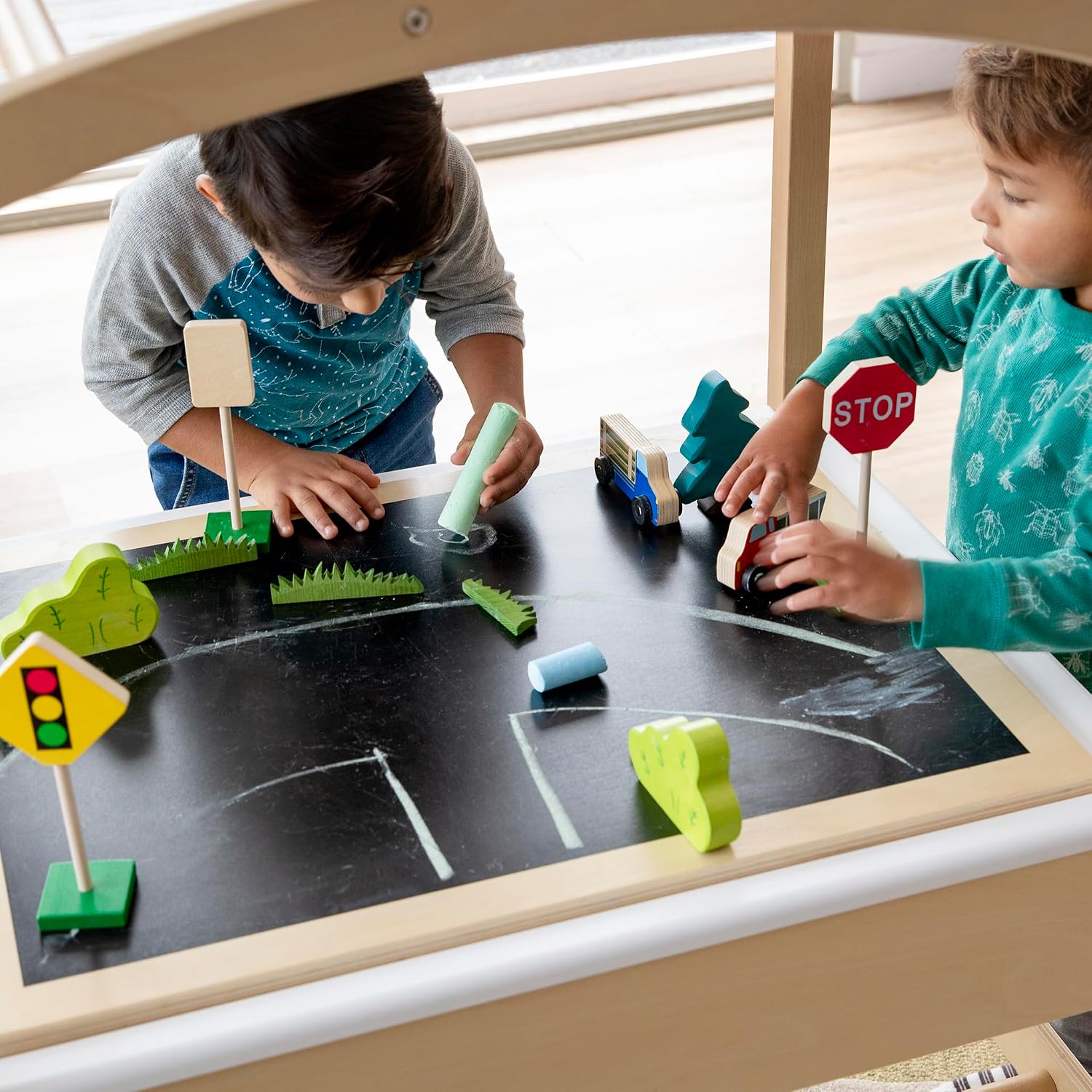 Guidecraft Sensory Table System with Lid for Kids - Sand and Water Table with Large Play Bin, Chalkboard, and Arch | Toddler Activity Center for Indoor and Outdoor Use