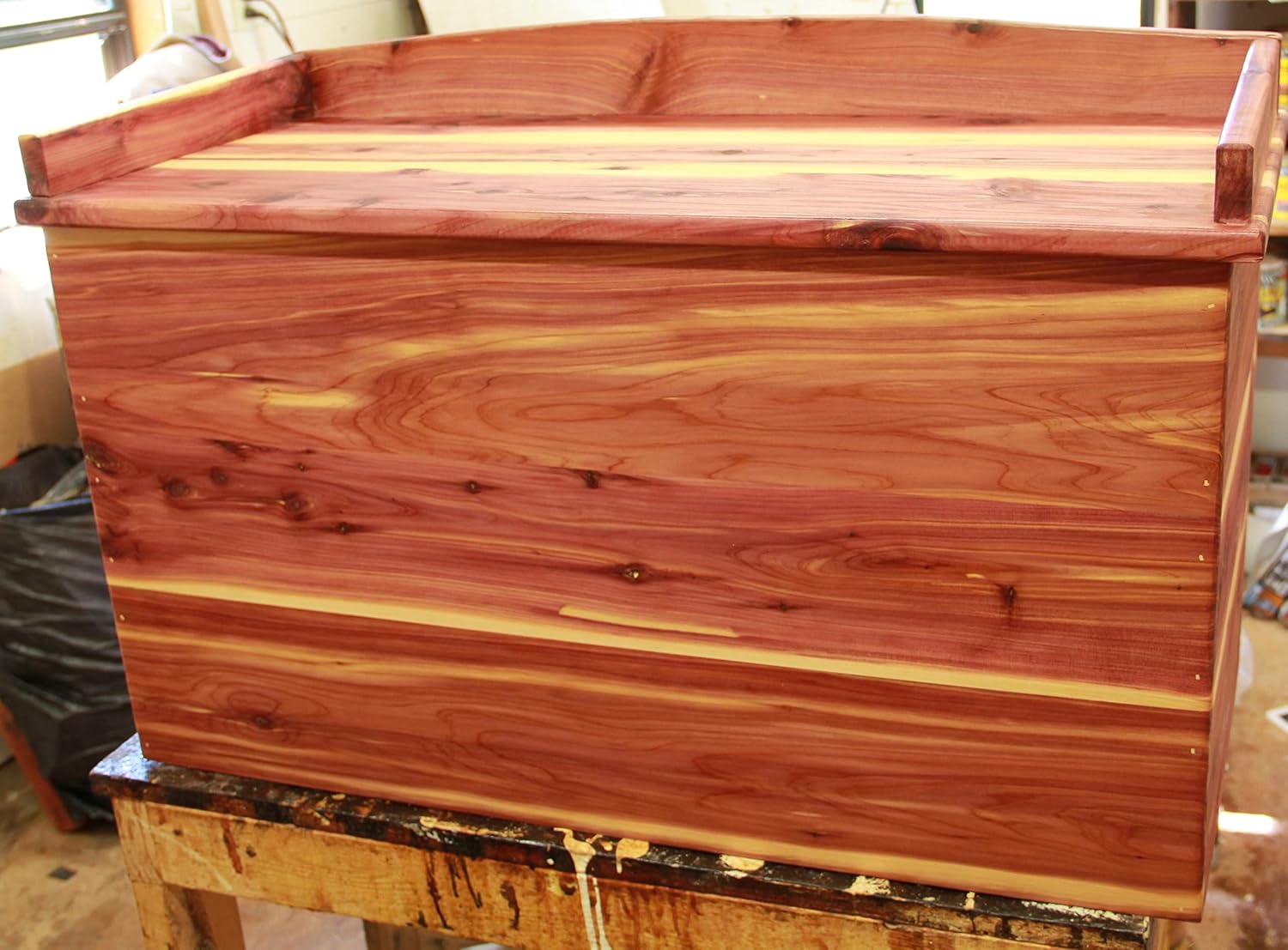 40" real wood cedar chest, hope and blanket box, storage for wool clothes, hunting clothes, baby items to be saved in tis chest