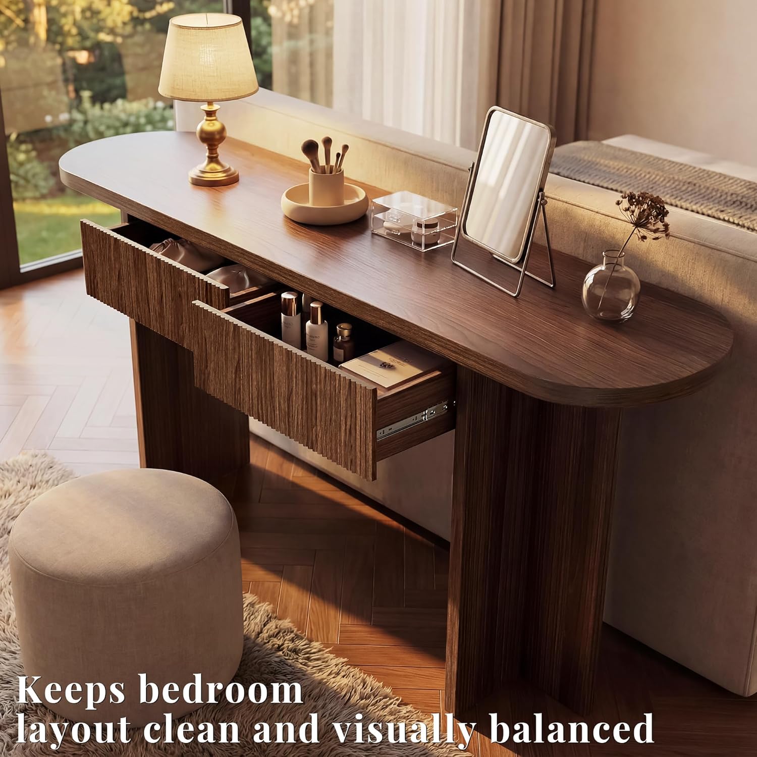 63 Inch Fluted Console Table with Drawers, Entryway Table with Storage, Modern Rounded Hallway Table for Narrow Spaces（Brown）