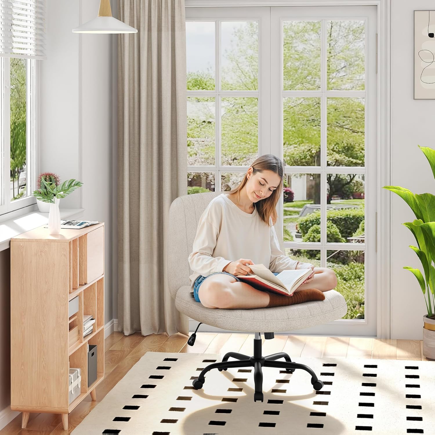 Shintenchi Criss Cross Chair,Cross Legged Office Seat with Wheels Armless Swivel Vanity Chair,Height Adjustable Wide Computer Task Seating for Home Office,Beige