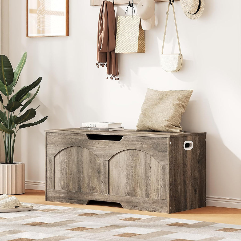 Storage Chest, 31.5" Retro Wooden Storage Trunk Bench with 2 Safety Hinges, Entryway Bench, U-Shaped Opening, Easy Assembly, 31.5" x 15.7" x 18.3" Storage Chest Box Organizer Bench, Light Greige