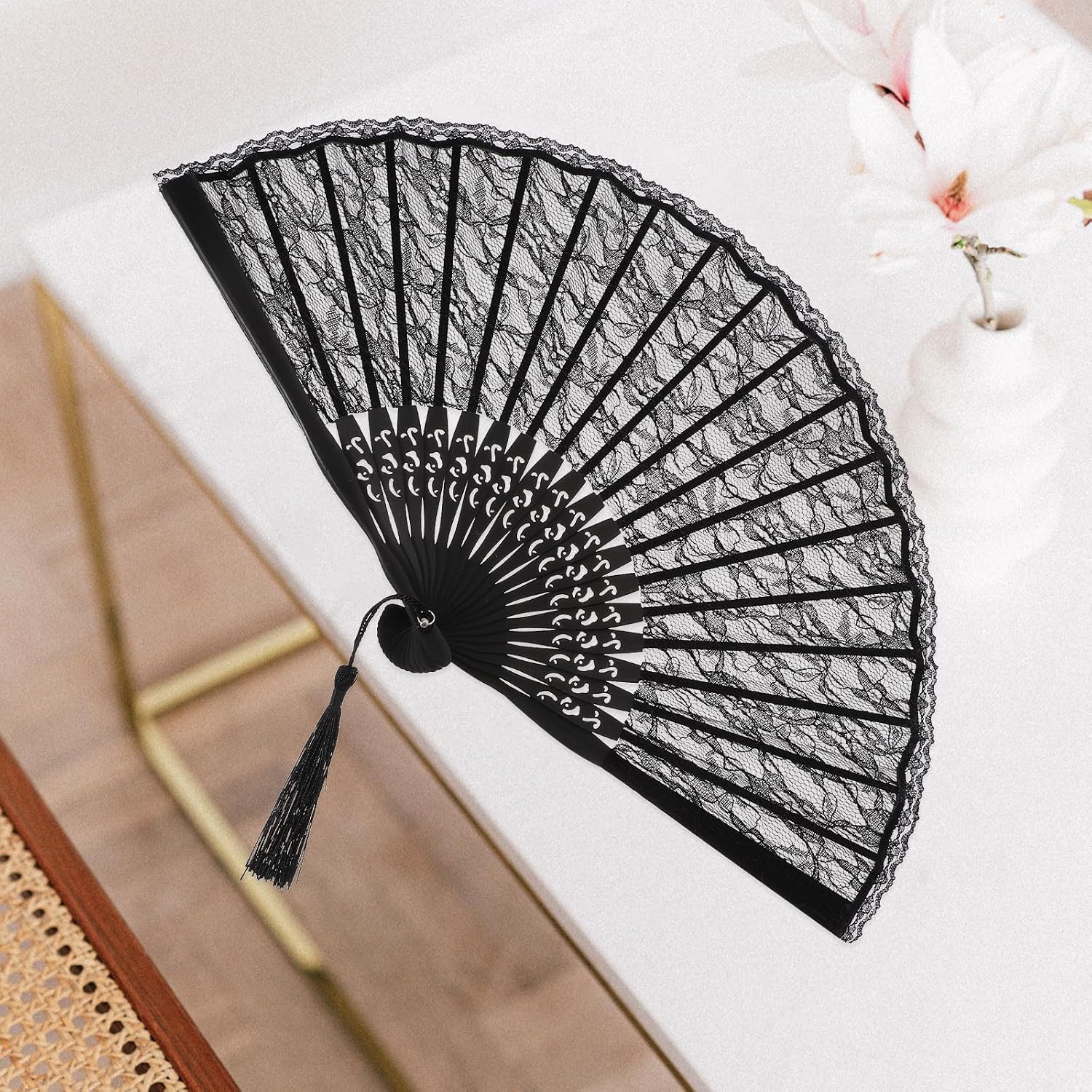 Sewroro Black Lace Folding Fan, Spanish Victorian Hand Fan, Bamboo Lace Foldable for Summer Wedding Party Favor And Fancy Dress