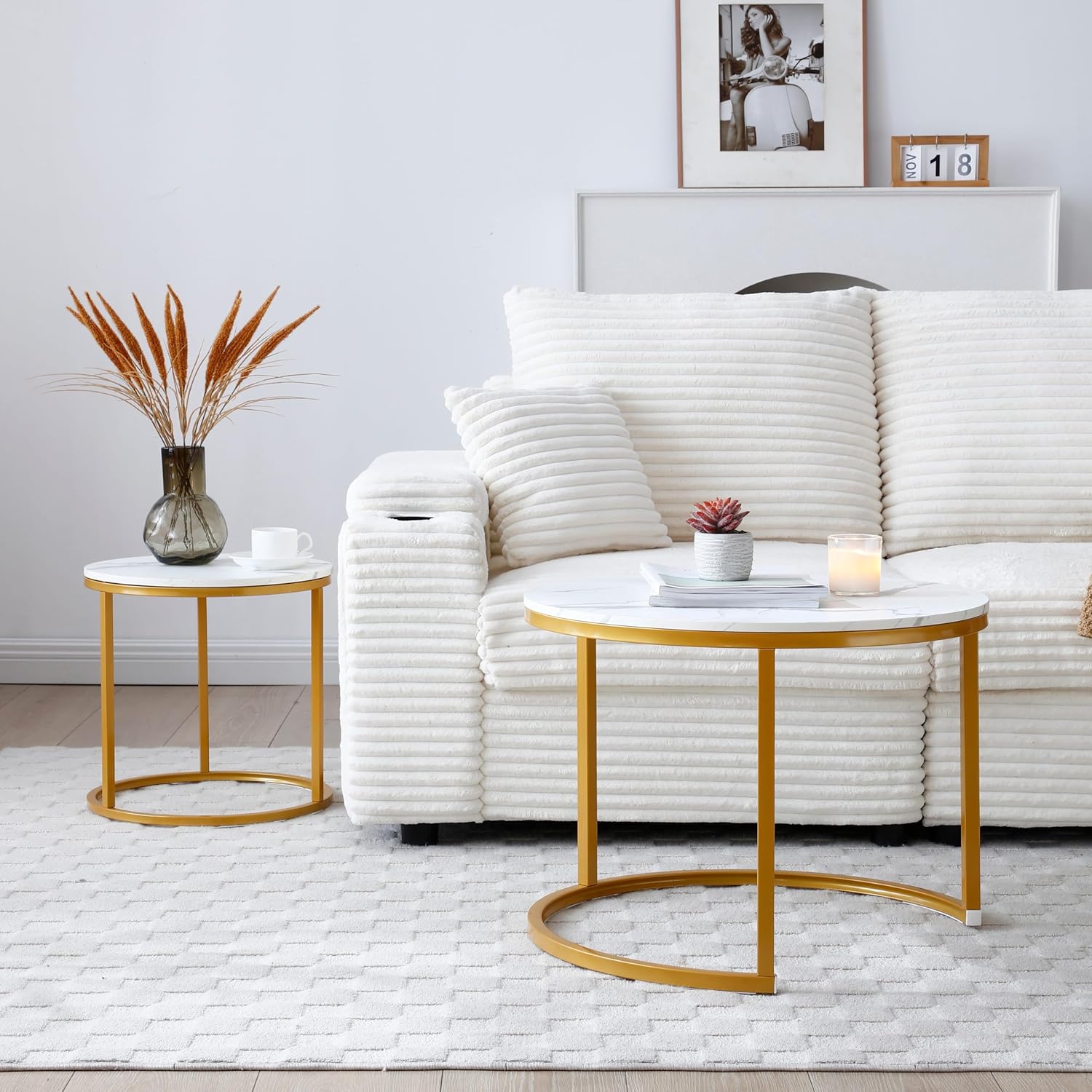 Small Round Nesting Coffee Table Set of 2 for Living Room, Wood Grain Faux Marble Modern Stacking Circle Coffee Table Side Table End Table with Metal Frame for Bedroom （Gold