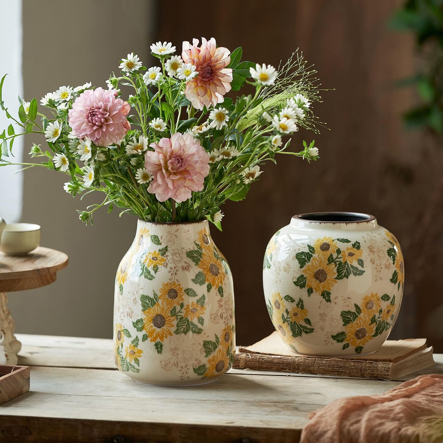 Levvohd Vintage Ceramic Vase, 7.7 Inch Yellow and Beige Sunflower Floral Modern Flower Vases for Home Decor Aesthetic Living Room Bookshelf Office Tuscan Decorations (Conical)