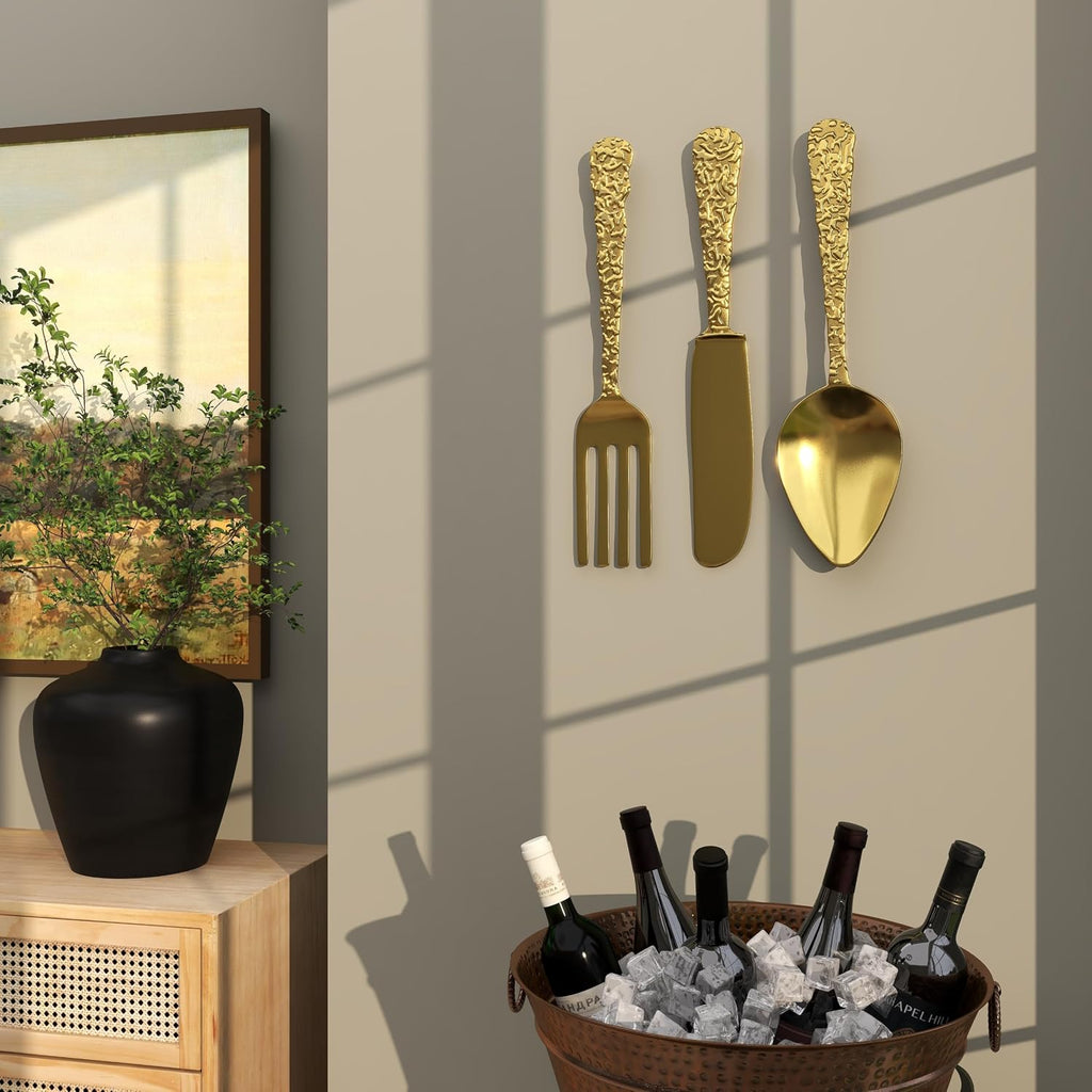 Deco 79 Aluminum Metal Utensils Home Wall Decor Knife, Spoon and Fork Wall Sculpture, Set of 3 Wall Art 6"W, 23"H, Gold