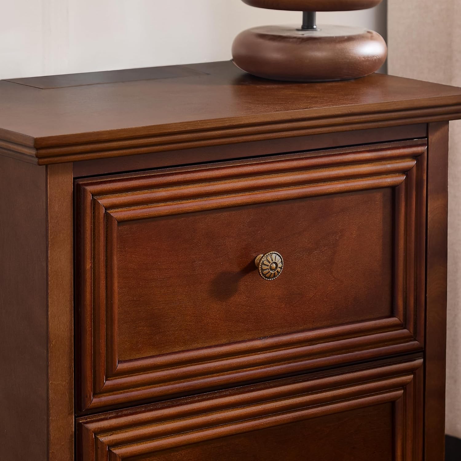 Traditional End Table with Storage & Charging Station 22.9-Inch Wood Modern Vintage Side Table Nightstand with 2 Drawers for Living Room Bedroom, Walnut