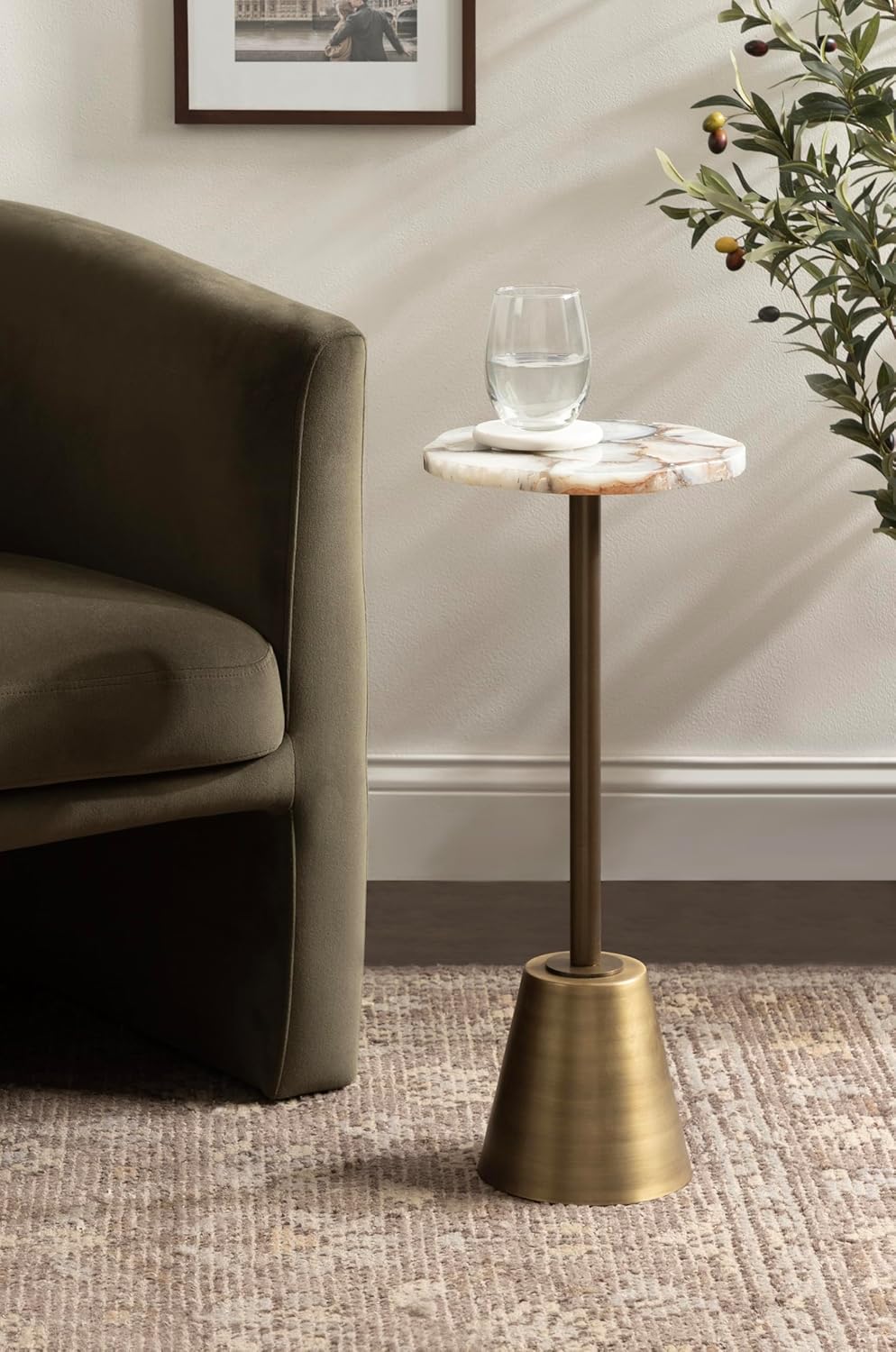 Kate and Laurel Tira Elegant Wavy Round Drink Table, 10 x 10 x 24, Natural Agate and Antique Brass, Vintage Scalloped Circular Mini Table with One-of-a-Kind Stone Tabletop for Indoor Plant Stand