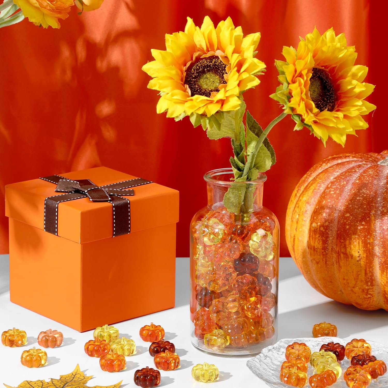 120Pcs Mini Pumpkins Ornaments Pumpkin Vase Filler Acrylic Pumpkin Crystals Gems Table Scatters for Fall Autumn Thanksgiving Halloween Decoration Party Favors Craft Supplies
