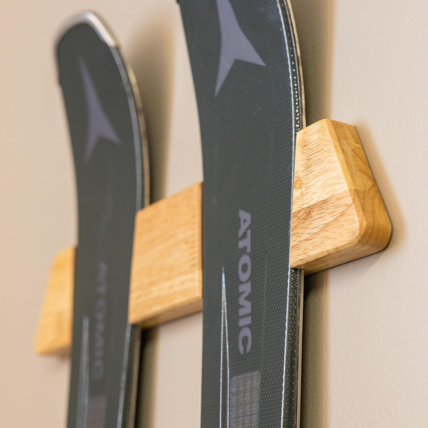 StoreYourBoard Horizontal Wood Ski Rack Wall Mount – Heavy Duty Ski Wall Mount Organizer, Space-Saving Ski Holders for Wall Display, Durable Skis Rack for Garage, Home or Cabin - Natural Wood (Medium)