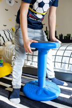 Studico ActiveChairs Adjustable Wobble Chair, Flexible Classroom Seating improves Focus, Posture & Helps ADHD/ADD. Classroom Stools, Active Wobble Chairs, Adjusts from 16.65" to 23.75" Ages 13-18 Blue