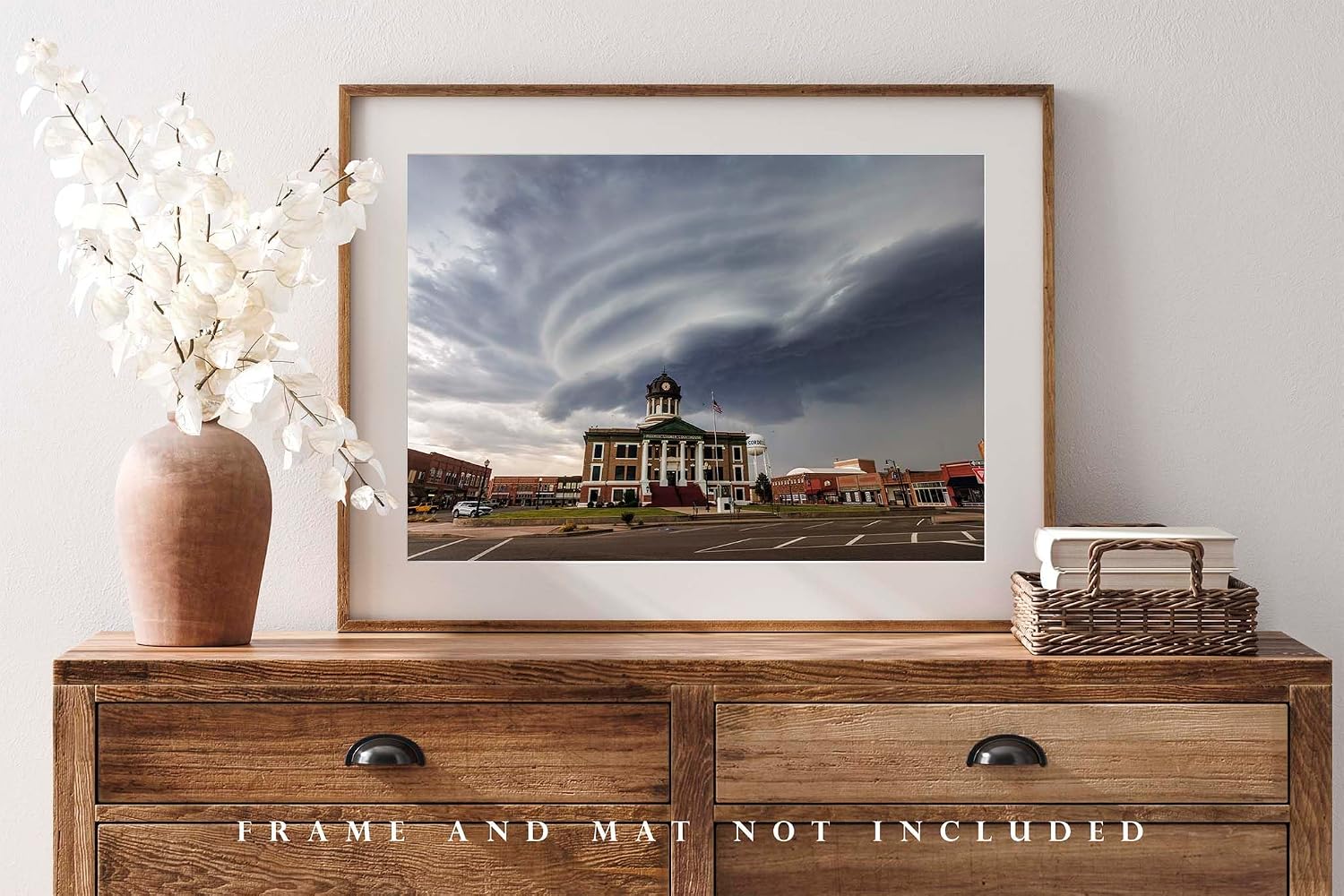 Storm Photography Print (Not Framed) Picture of Supercell Thunderstorm Over Washita County Courthouse in Cordell Oklahoma Town Square Wall Art Weather Decor (8" x 10")