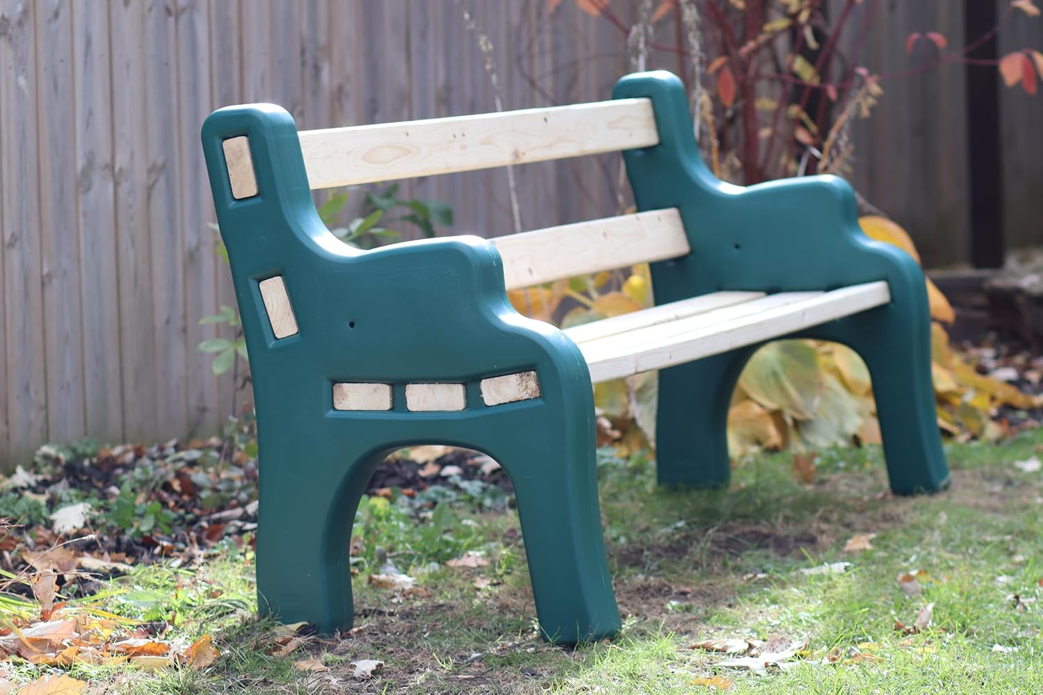 DIY Bench Ends Kit – Build Your Own Outdoor or Patio Bench – Fits Standard 2x4s, Hardware Not Included – Made in USA by Confer Plastics (Green)
