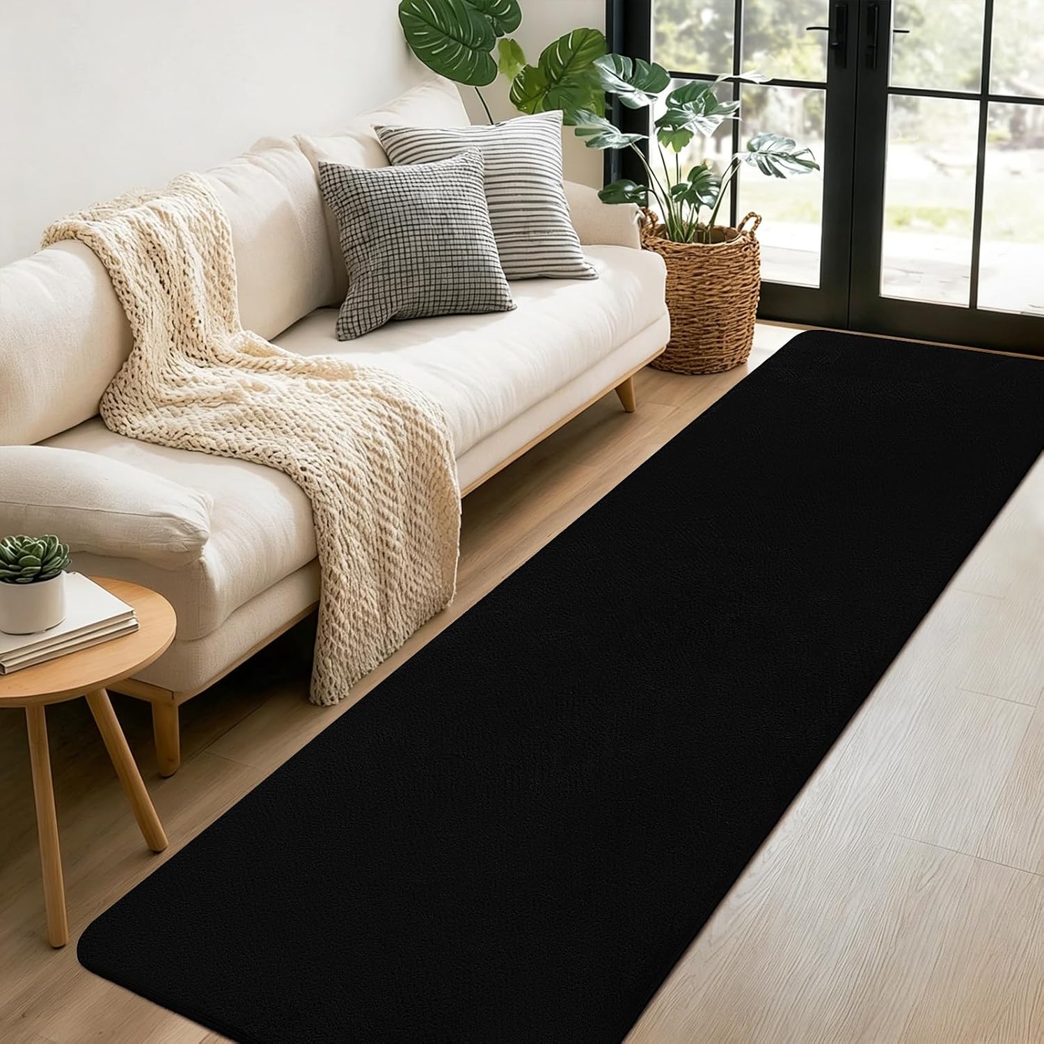qulint Hallway Runner Rug 2x8, Black Kitchen Runner Rugs Non Skid Washable Thickened Memory-Foam Indoor Bedroom Rug, Modern Minimalist Solid Soft Carpet for Living Room Entryway Home Decor
