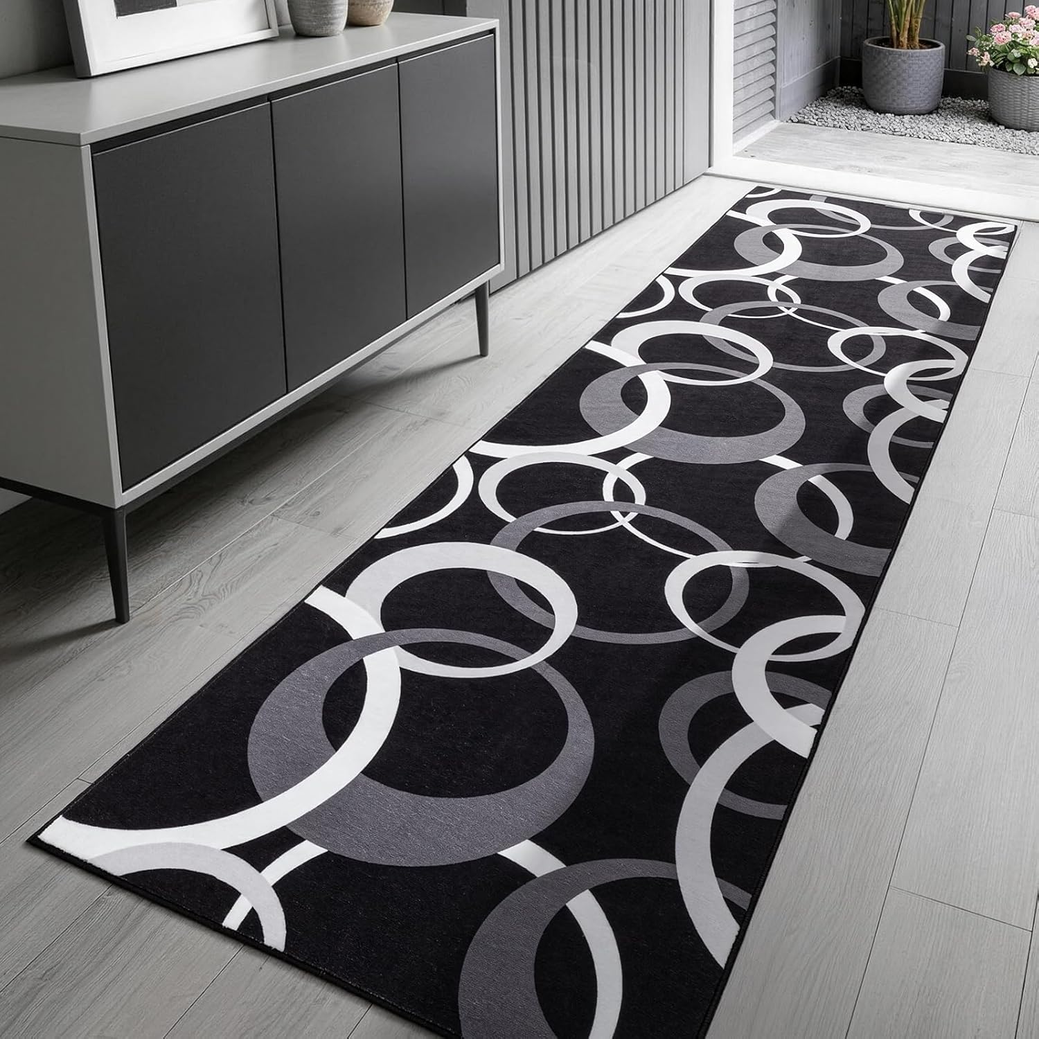 YIHOUSE Washable 2x8 Hallway Runner Rug Non Slip, Black and White 8ft Rug Runners for Bathroom Kitchen Non Skid, Geometric Circle Modern Carpet Runner for Entryway Bedroom