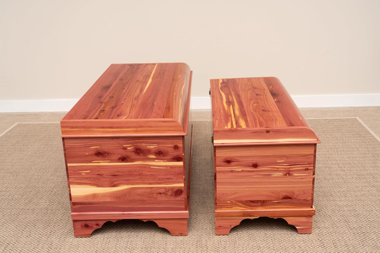 Rustic Red Door Co. Cedar Hope Chest with Waterfall Top, Amish Made Wooden Storage Trunk Box for Bedroom, Blanket, Clothes, Anti-Slam Hinges and Lock, 46", Cedar Wood, Natural Stain