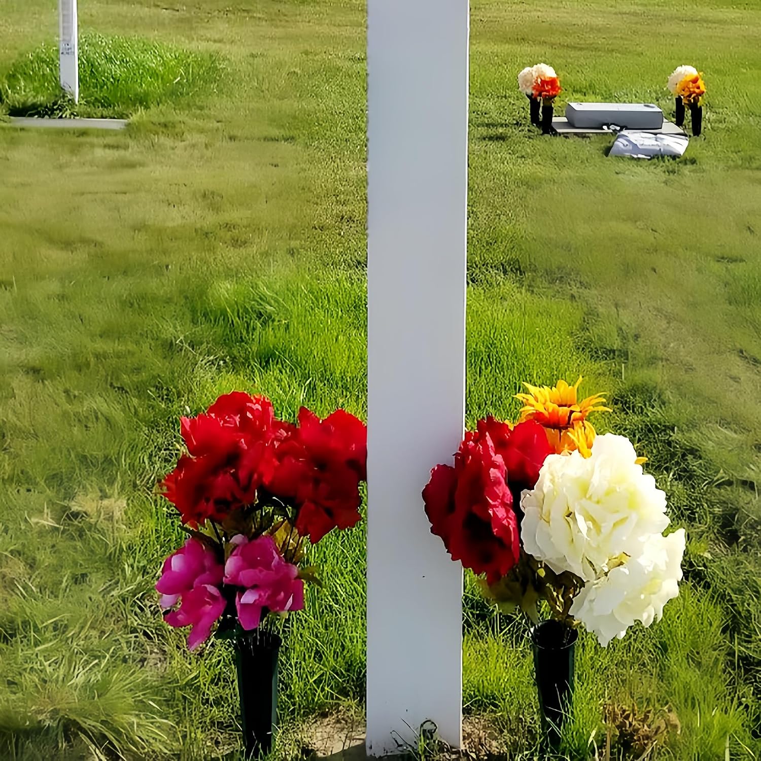 Memorial Floral Vases, Cemetery Vase, Headstones Flower Holder, Grave Cone Vase, Flower Pots for Outdoor Plants, Decorative Plastic Containers (Set of 6, Black)