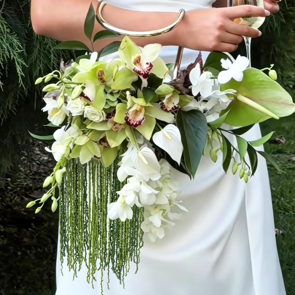 60 Pcs Hanging Moss Vines Faux Moss Garland for Decorating Artificial Amaranthus Hanging Flowers 59-62 Inch Fake Mossy Rope for Crafts Wedding Arch Floral Arrangment Wall Hanging Mantle Outdoor
