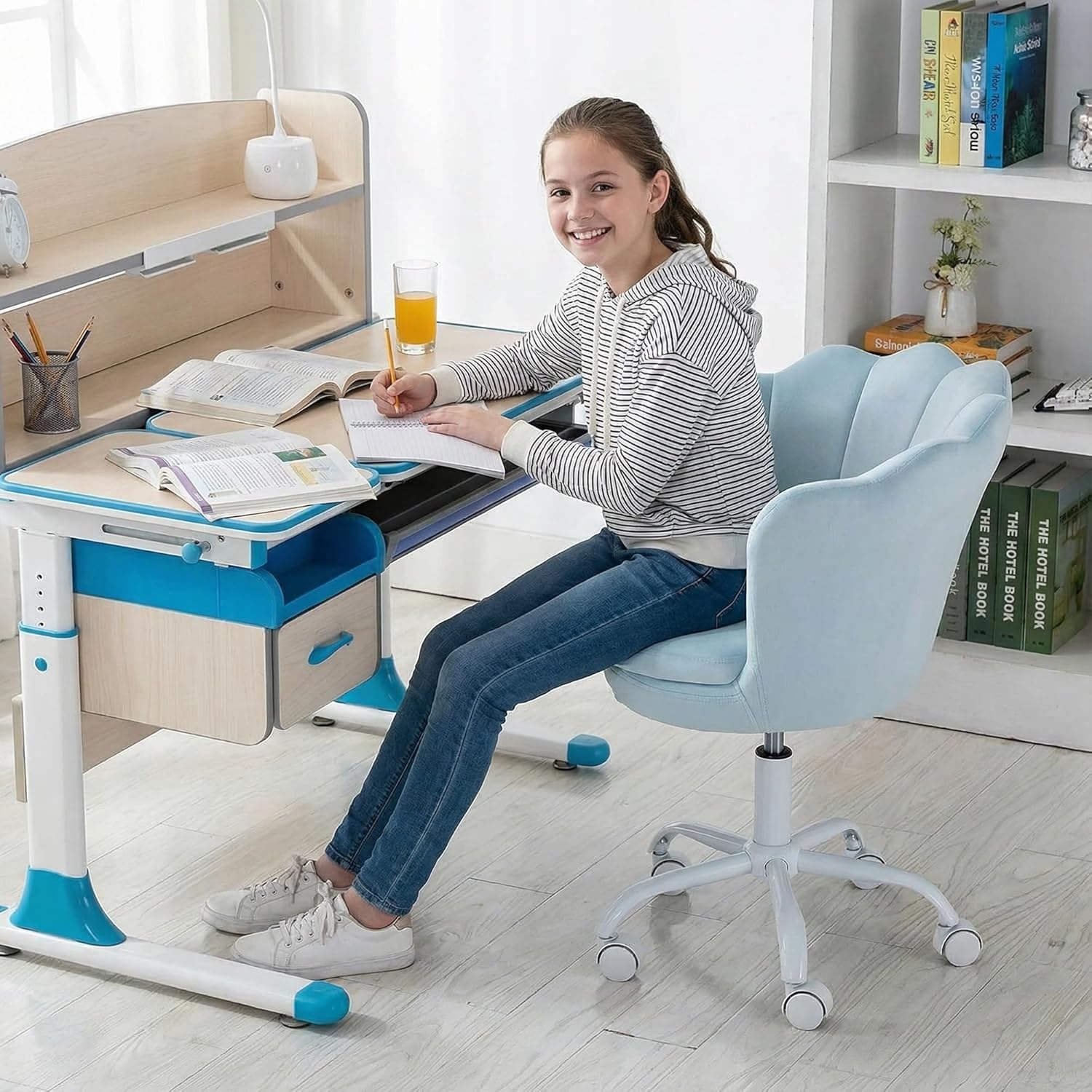 chairus Cute Kids Desk Chair Velvet Living Room Accent Armchair Upholstered Teens Vanity Chair with Seashell Back, Adjustable Swivel Children Study Chair for Computer Homework, Blue