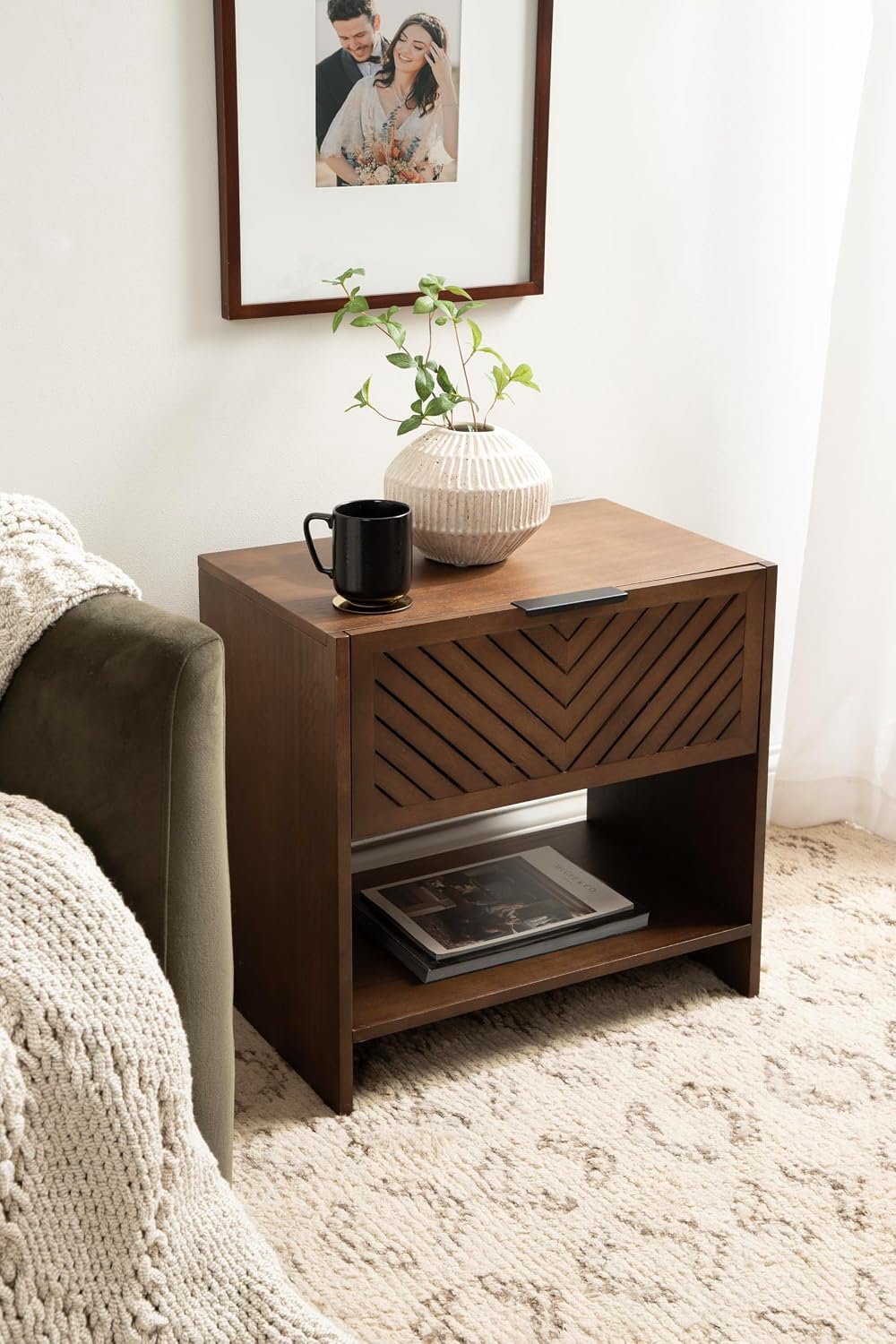 Kate and Laurel Mezzeta Modern Slatted Wood Side Table with Storage, 22 x 14 x 22, Natural Wood, Transitional Chevron Mango Wood End Table with Bonus Shelf Below for Bedroom Nightstand