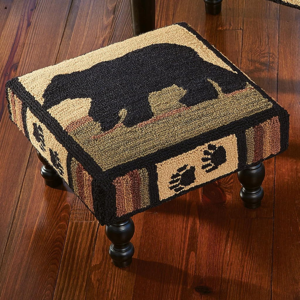 Park Designs Adirondack Bear Hooked Stool