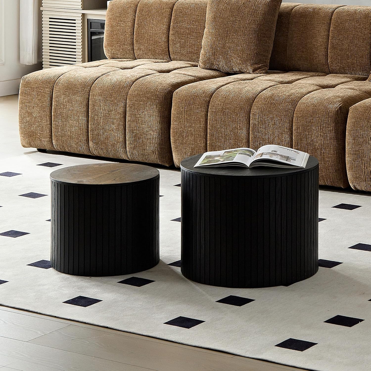 Round Storage Side Table Set of 2, Nesting Coffee Tables with Hidden Storage, Modern Wood Accent End Table for Living Room, Bedroom, Small Space, Minimalist Bedside Table, No Assembly(Black)