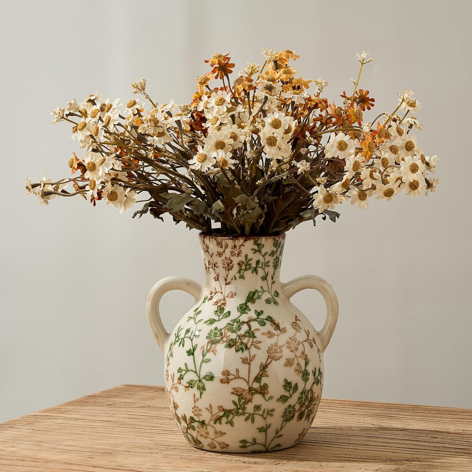 SIDUCAL Ceramic Green and Beige Retro Vase with Handles, 7 Inch Ice Cracked Vintage Pastoral Vase, Rustic Farmhouse Vases for Home Decor, Table, Living Room, Shelf Decor, Chinoiserie Decor