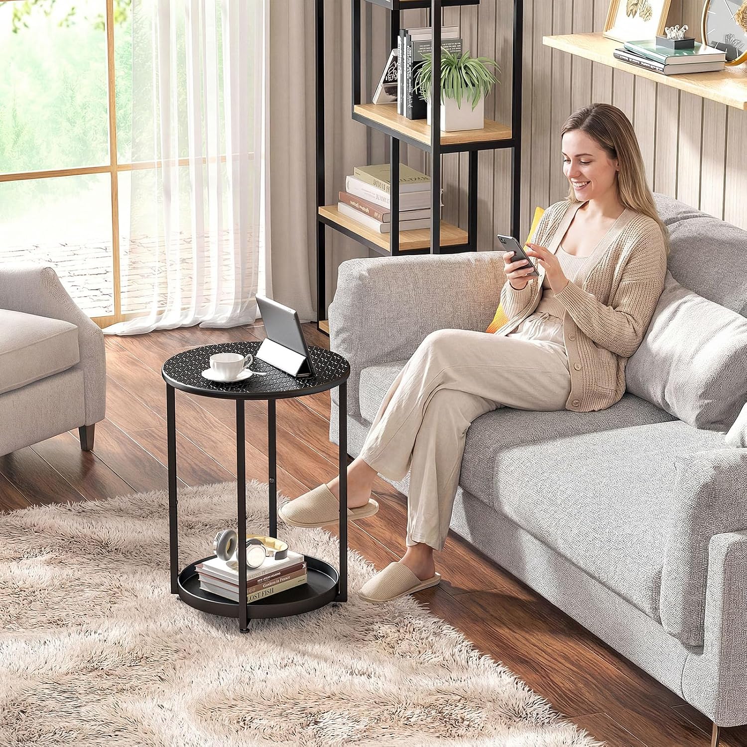 Small Round Side Table, 2 Tiers End Table, Nightstand with Metal Storage Shelf for Small Spaces, Living Room, Bedroom, Black