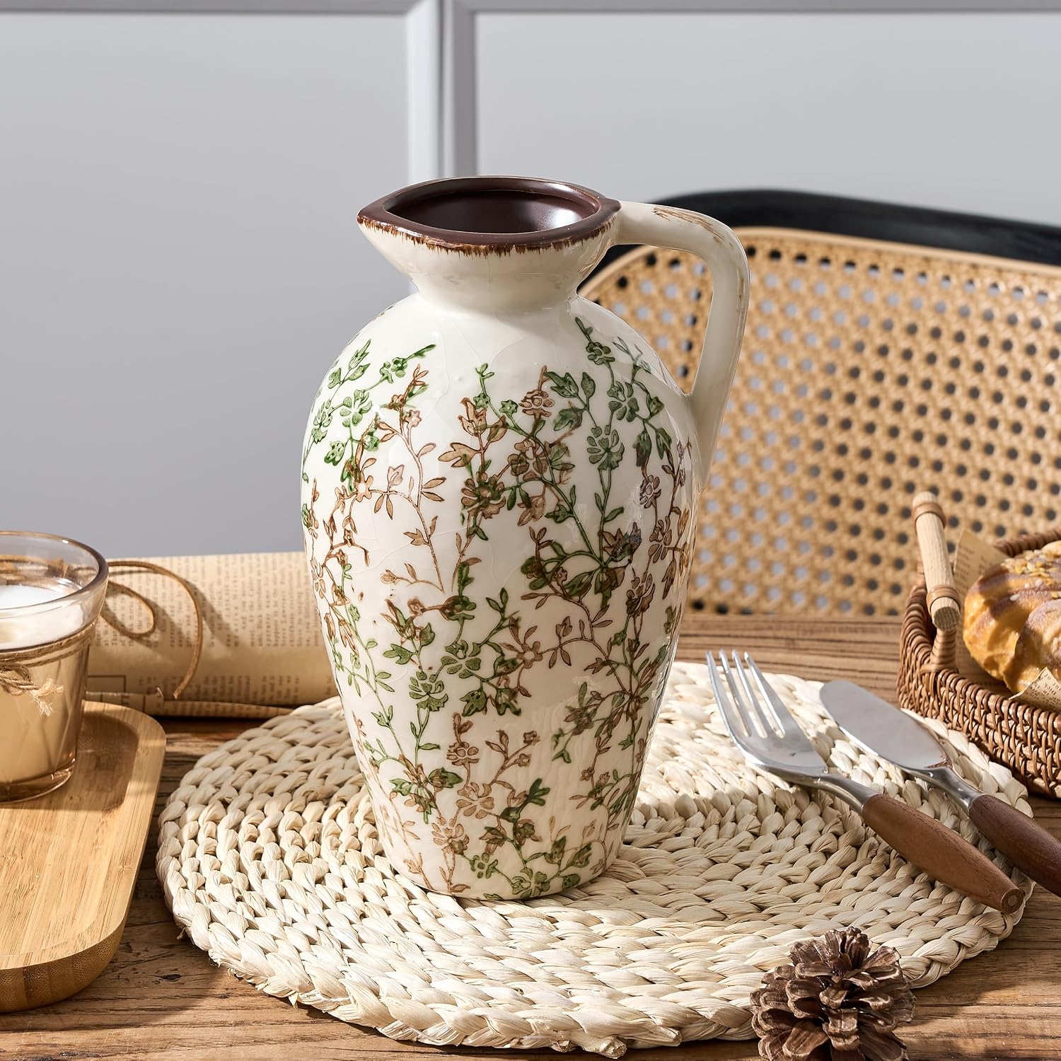 Green and Beige Antique Vase, 8.9 Inch Vintage Chinoiserie Floral Vase, Rustic Ceramic Vase for Home Decor, Living Room, Bookshelf, Office, Entryway, Garden, Chinoiserie Decor, Tuscan Decor