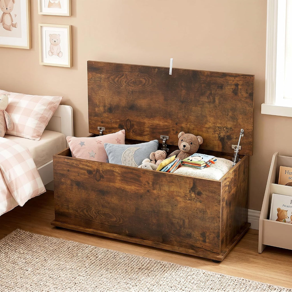 HOMCOM 113L Storage Chest, Storage Box with Flip-Top Lid and 2 Safety Hinges, Storage Trunk for Living Room, Entryway, 100 x 40 x 40 cm, Rustic Brown
