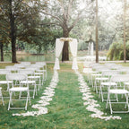 VINGLI White Plastic Folding Chairs, Set of 1, Heavy-Duty Commercial Seats with Steel Frame, 350 lb Capacity, for Indoor & Outdoor Events, Office, Wedding, Party & Dining (1, White, S)