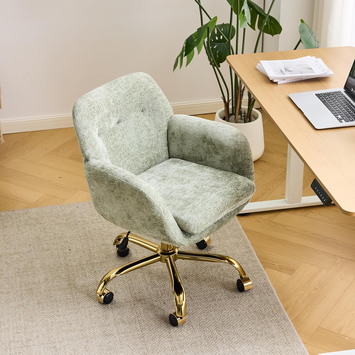 VINGLI Comfy Fuzzy Vanity Chair, Swivel Makeup Chair with Wheels, Upholstered Height Adjustable Armchair with Gold Base, Modern Ergonomic Desk Chair for Bedroom, Home Office, Olive Green