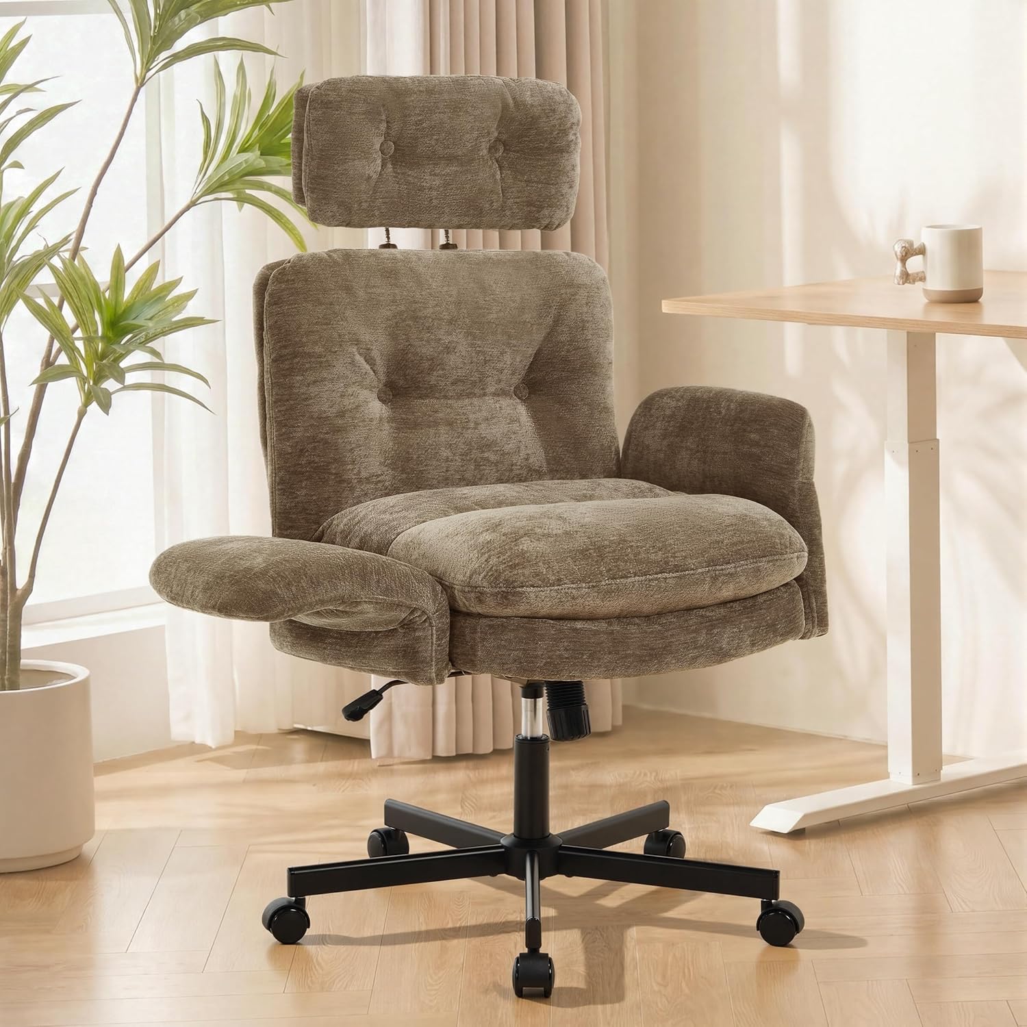 FiveWillowise Criss Cross Chair with Adjustable Arms&Hight Back,Thicken Wide Seat Home Office Chair,Lounge Makeup Vanity Chairs with Side Pockets,Comfy Cross Legged Desk Chair,Chenille Brown