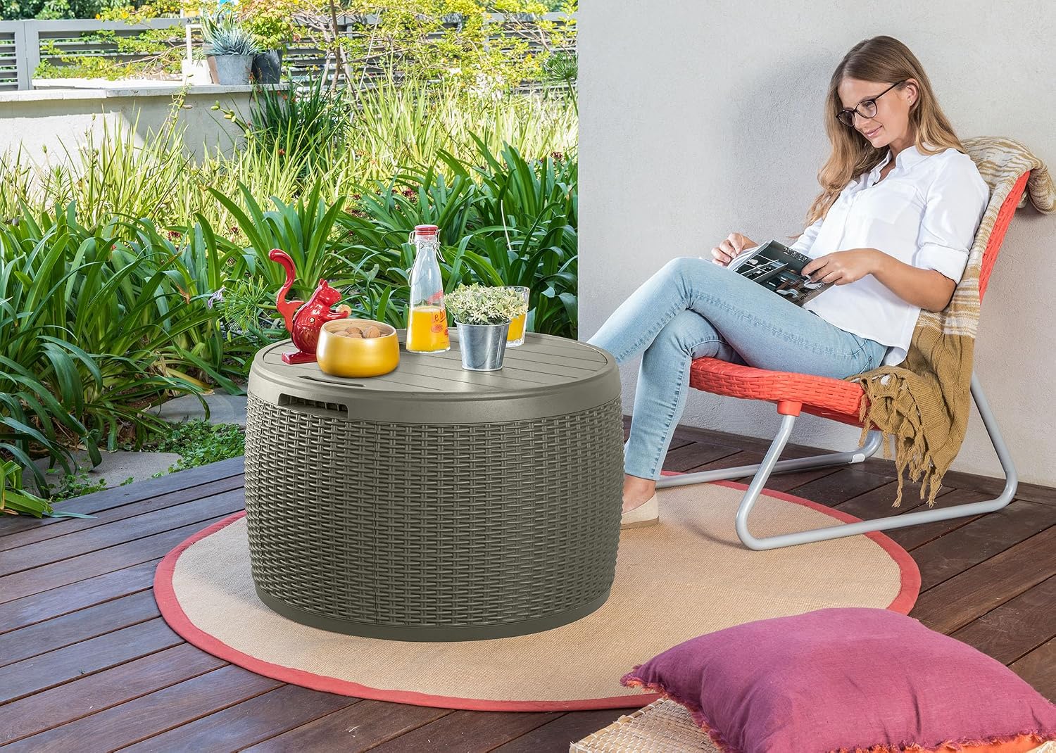 Keter Circa 37 Gallon Resin Deck Box Stool, All-Weather Outdoor Storage Seat with Rattan-Look Finish, Durable Patio Storage Bench for Cushions, Garden Tools, Pool Accessories