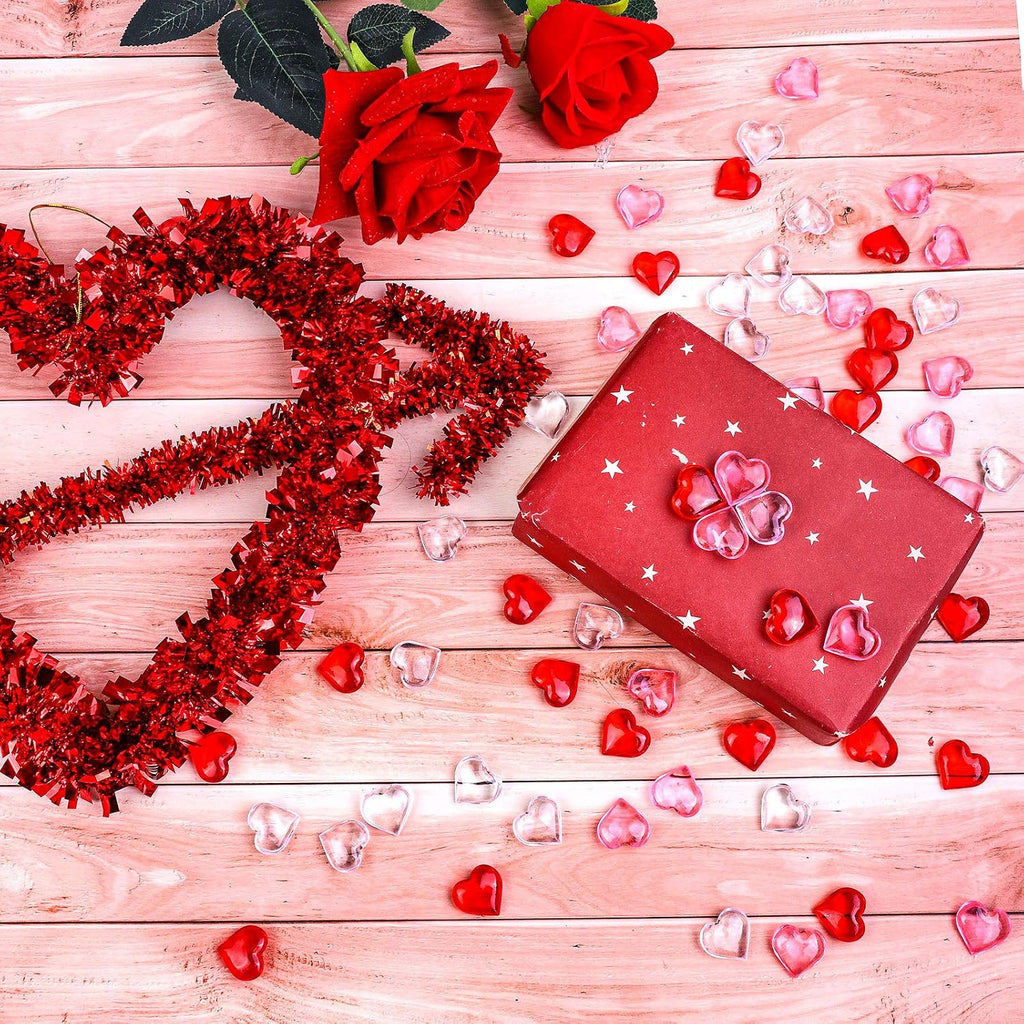 URATOT 240 Pieces Red White Pink Acrylic Heart Gems 1 LB Valentine's Day Decoration Party Table Scatter Decorations with Round Box for Vase Fillers, Valentine's Day, Wedding and Home Decorations