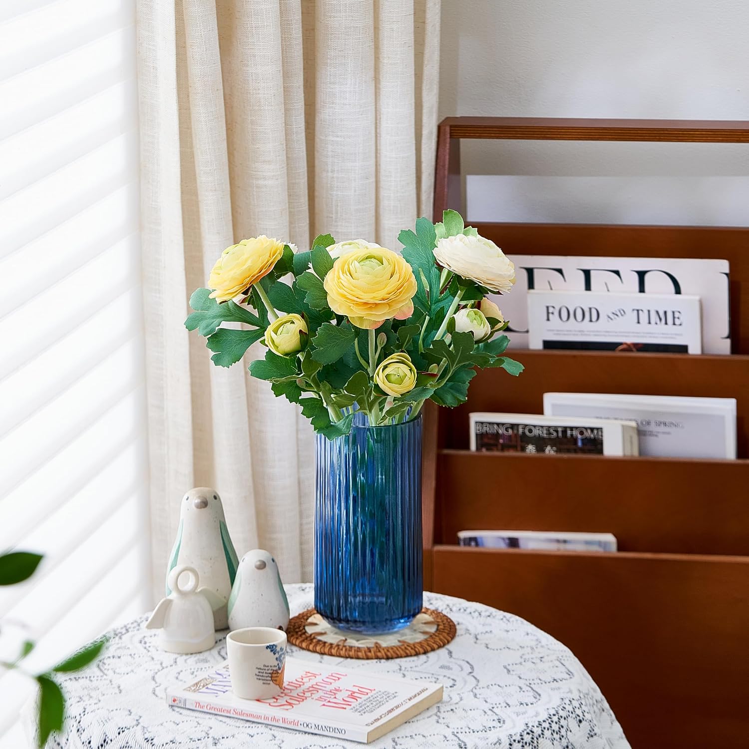 TIMEFOTO 7.5 inch Blue Glass Flower Vase for Pampas Grass, Medium Decorative Centerpiece Ribbed Vase for Dining Table, Office Desktop, Shelf Bookshelf, Mantel, Entryway, Bathroom, Countertop,Gift