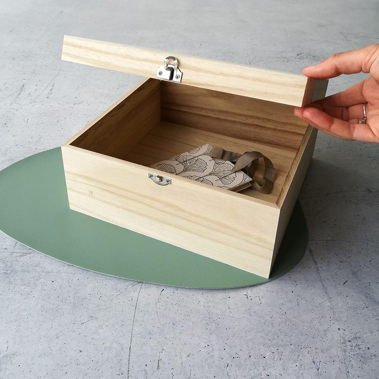 Zeller Storage Box, Brown, 26 x 26 x 12.5 cm