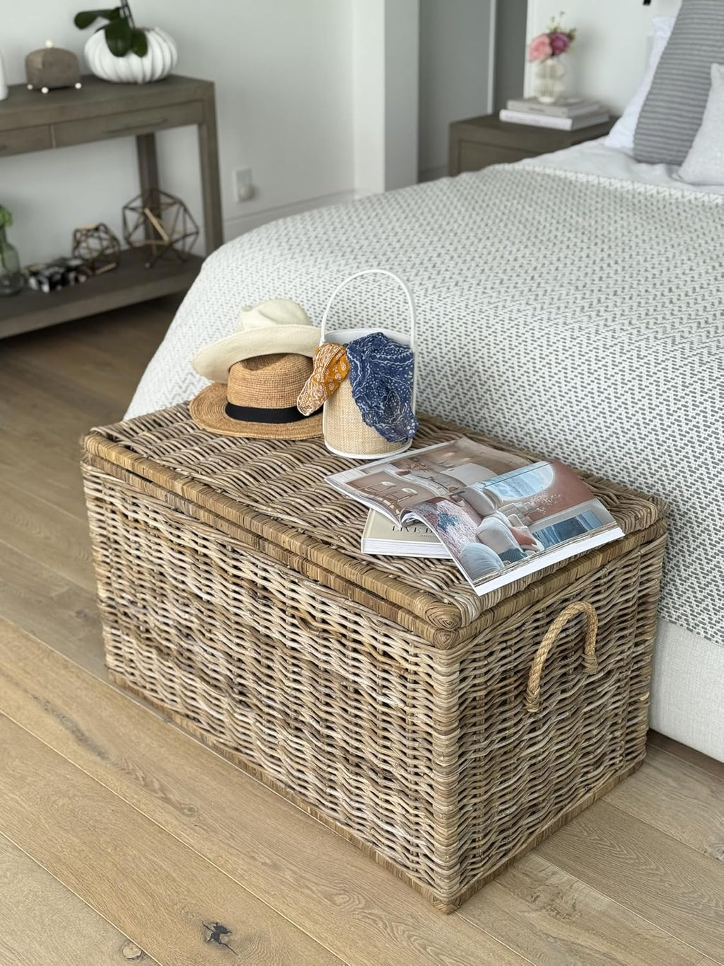 Kouboo Rattan Kobo Decorative Storage Trunk with Lid, Large