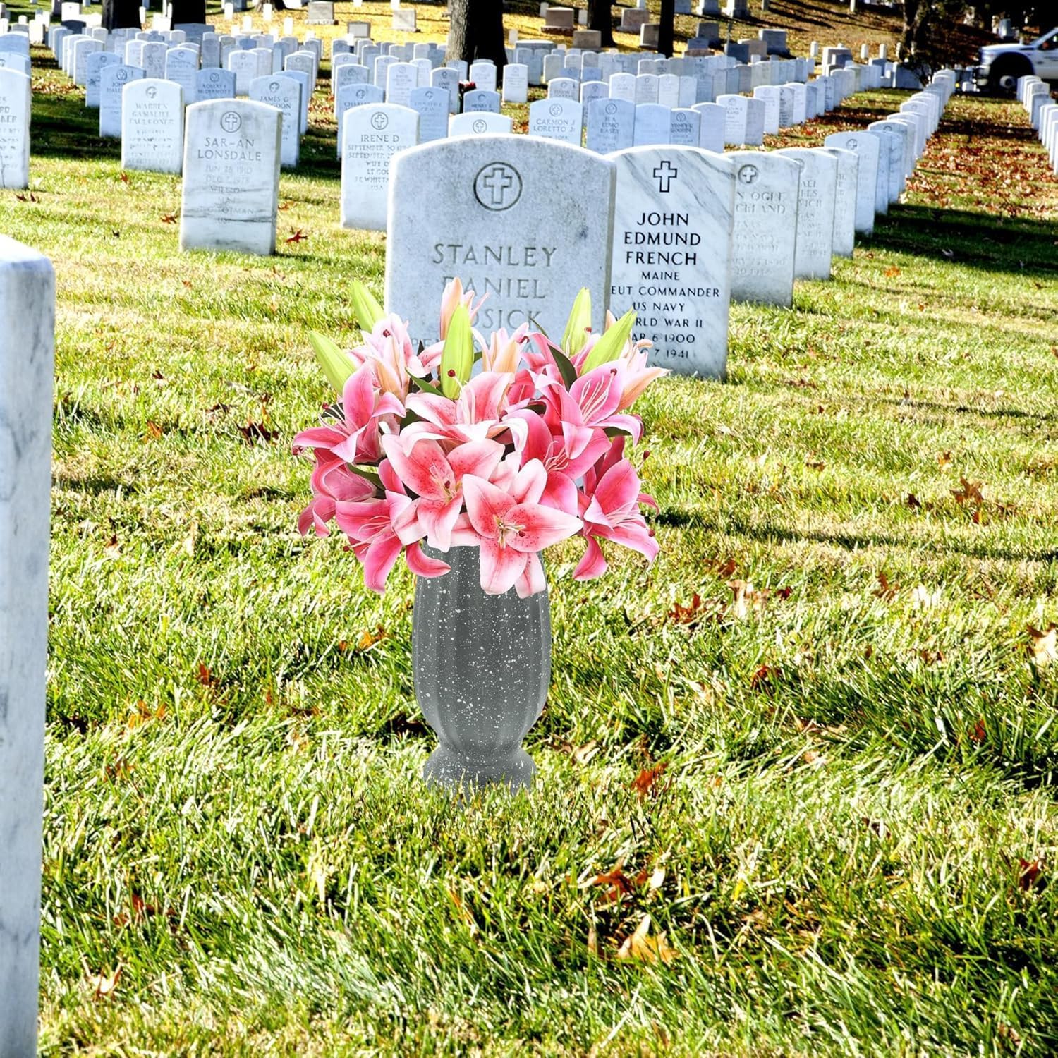 2PCS Cemetery Vases for Grave-Durable Plastic Grave Vases Flower Holder with Metal Spikes Bow Decor for Cemetery Headstones, Outdoor Grave Decorations for Memorial Gifts for Loss of Loved One - Grey