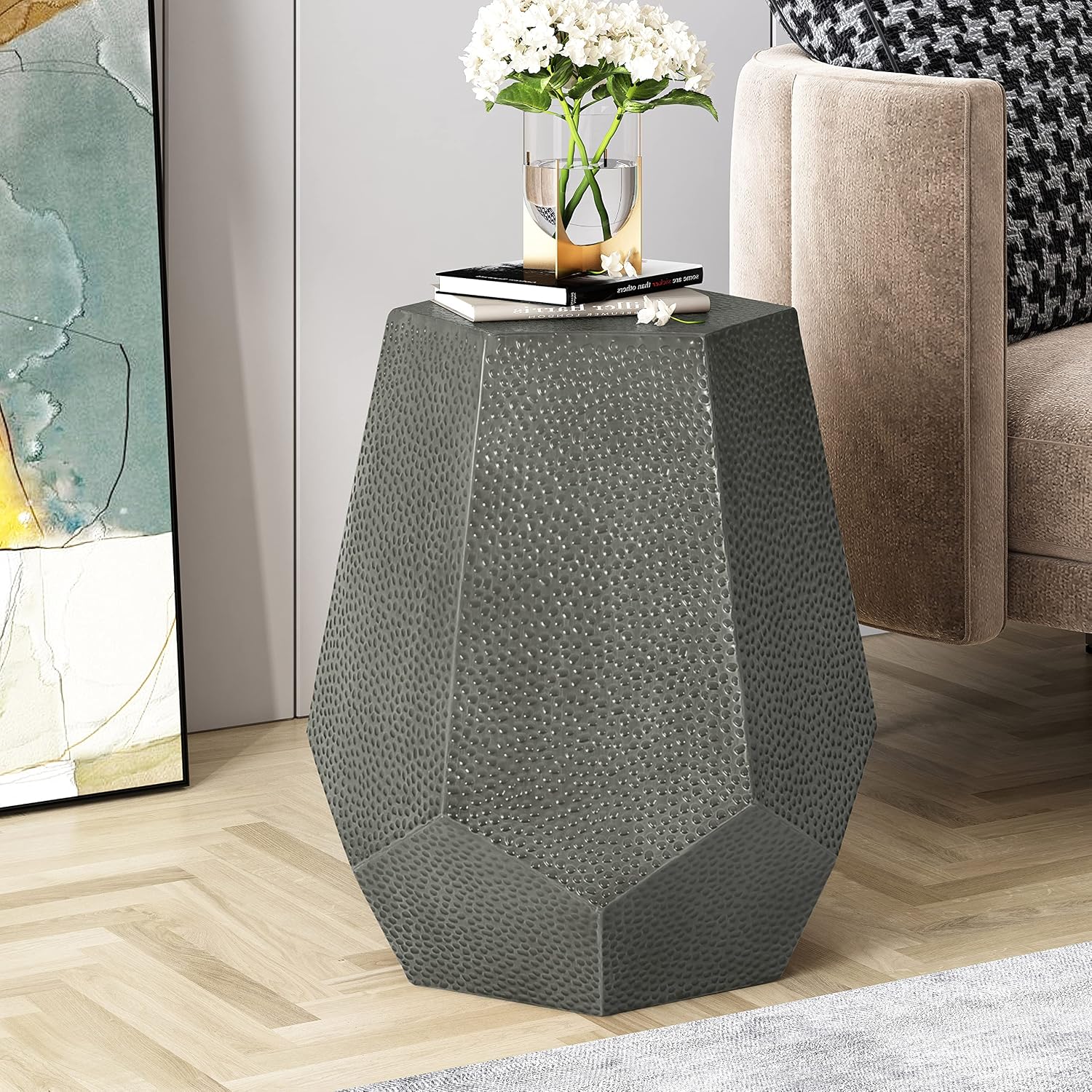 roomfitters Modern Hammered Iron Side Table, Metal End Table for Living Room, Decorative Accent Pedestal, Antique Silver